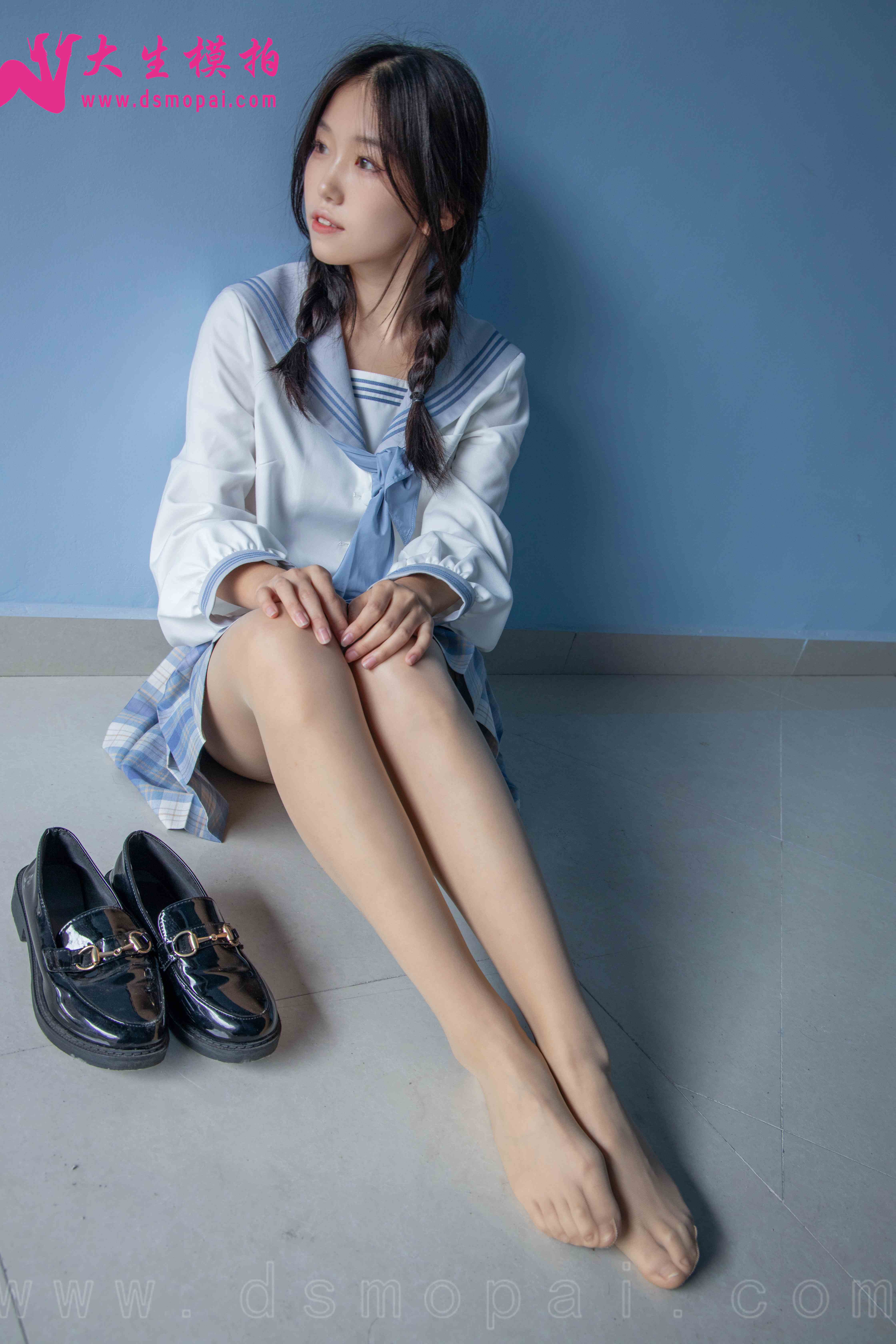 China Beauty Legs and feet 947