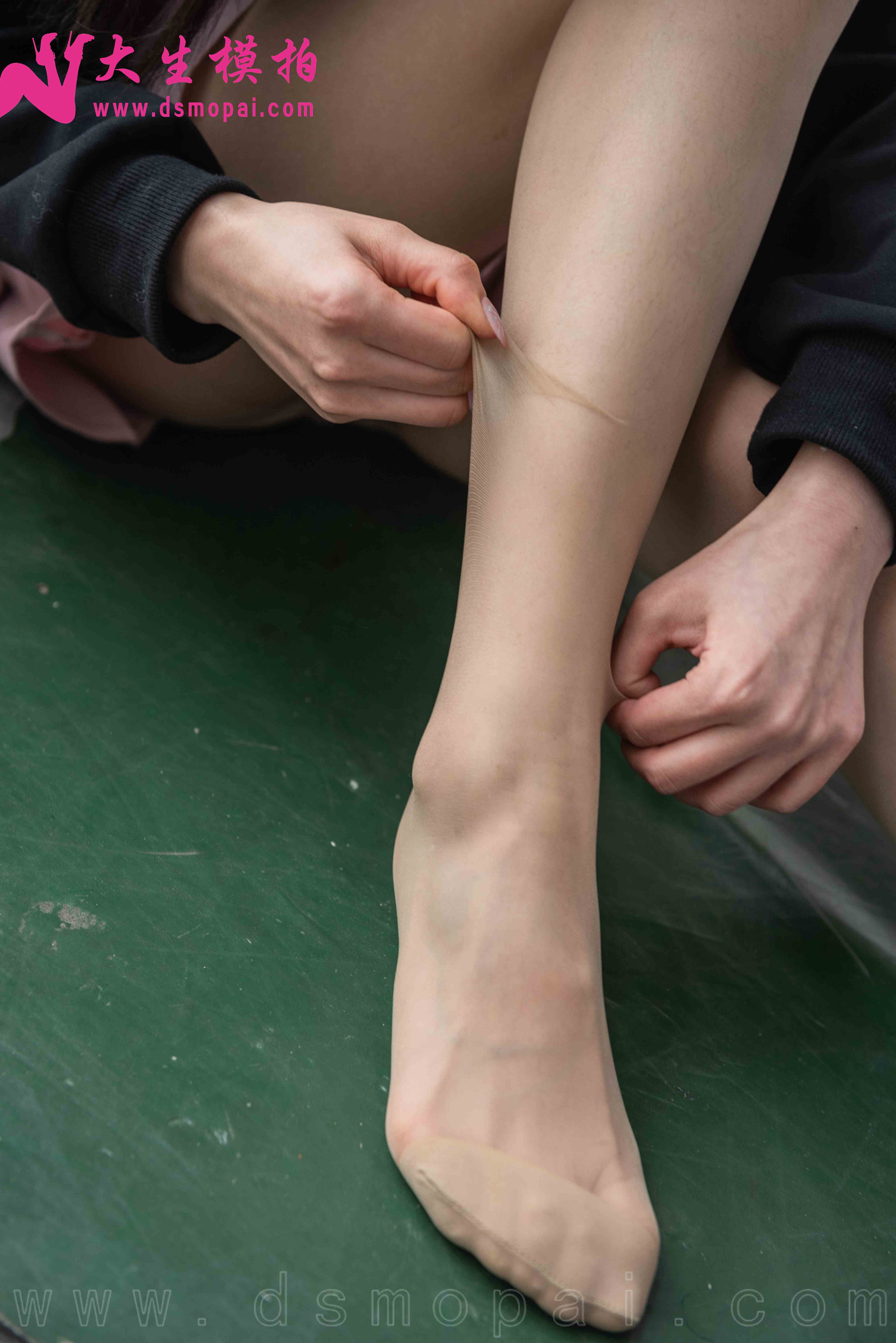 China Beauty Legs and feet 949