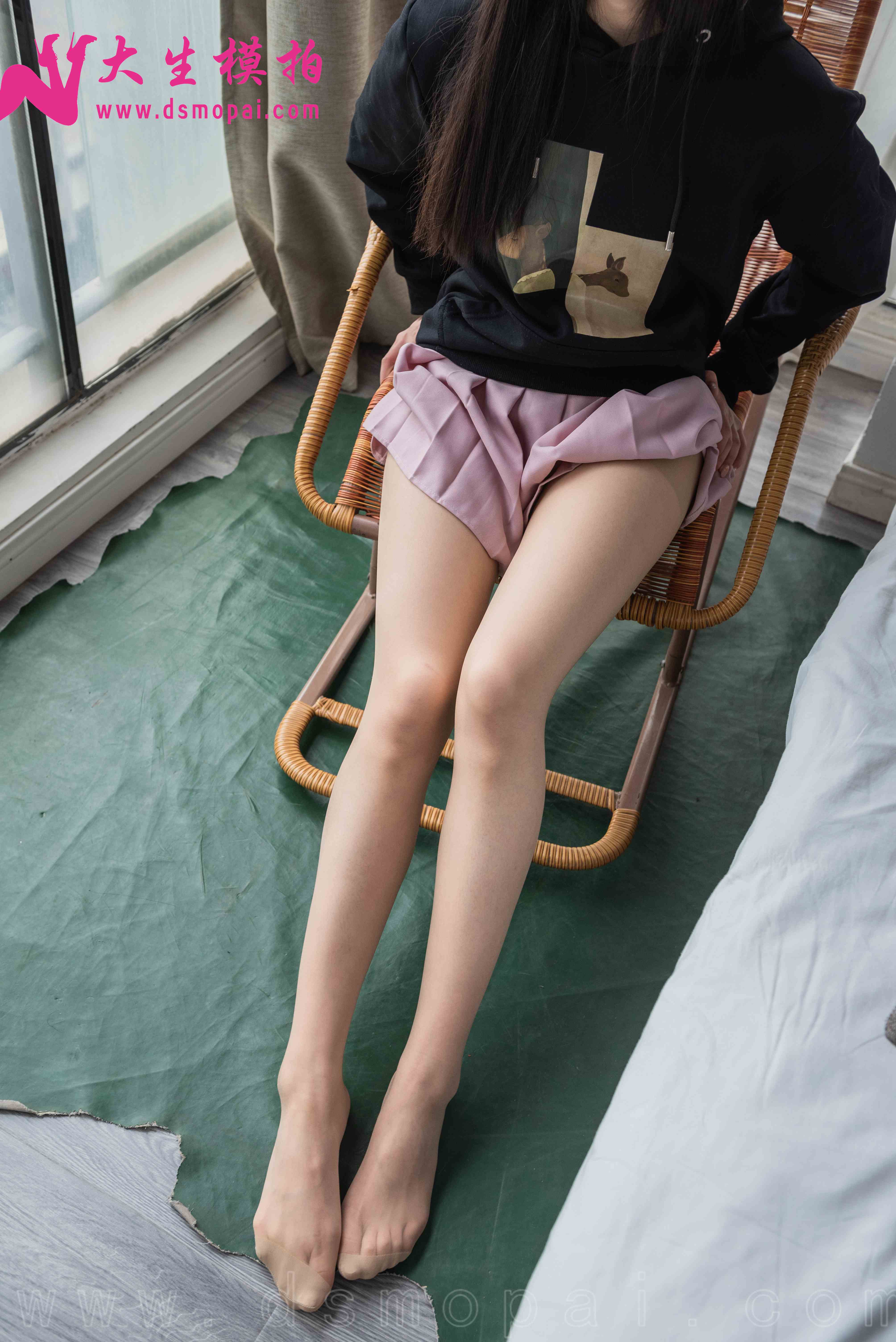 China Beauty Legs and feet 949