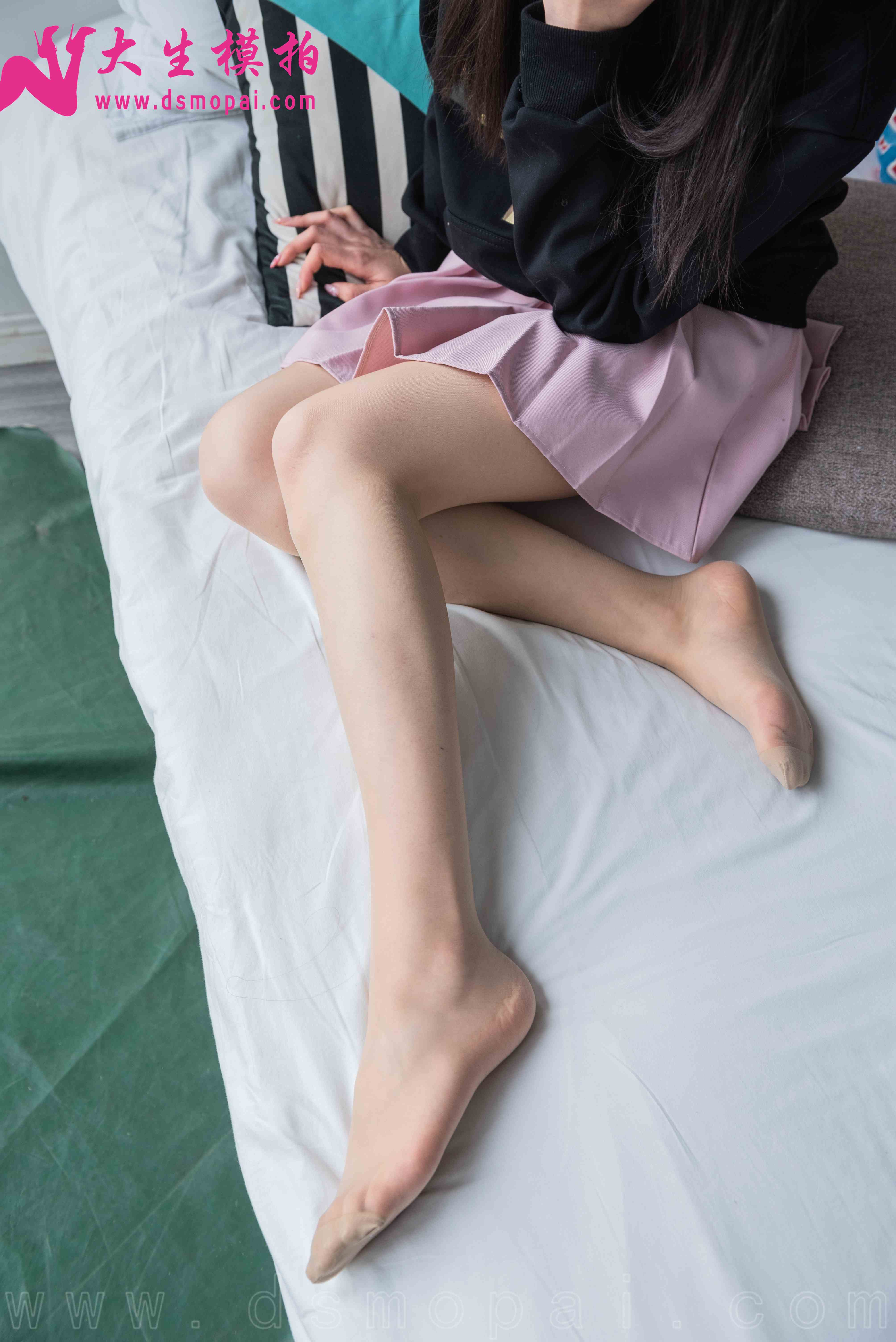 China Beauty Legs and feet 949