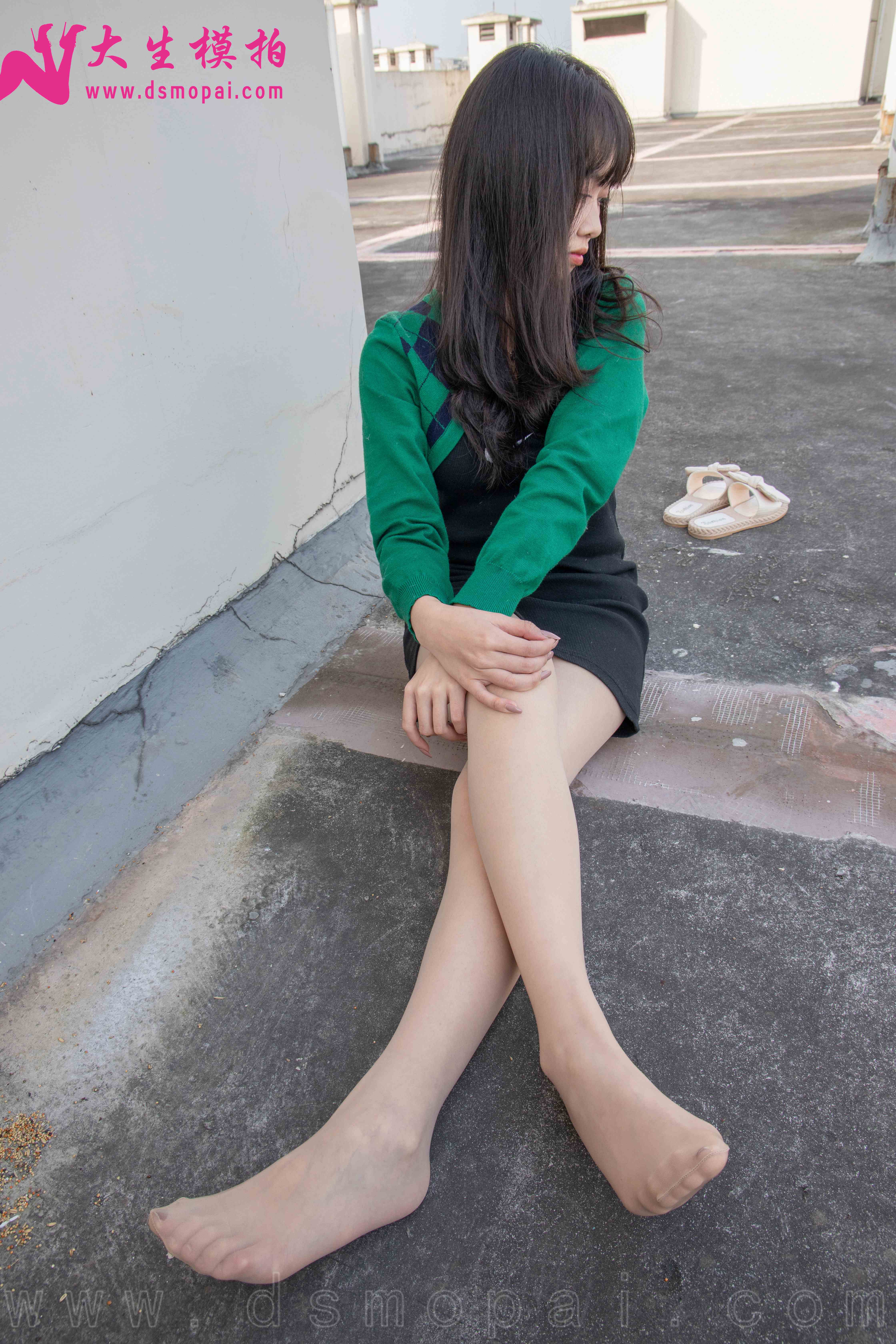 China Beauty Legs and feet 951