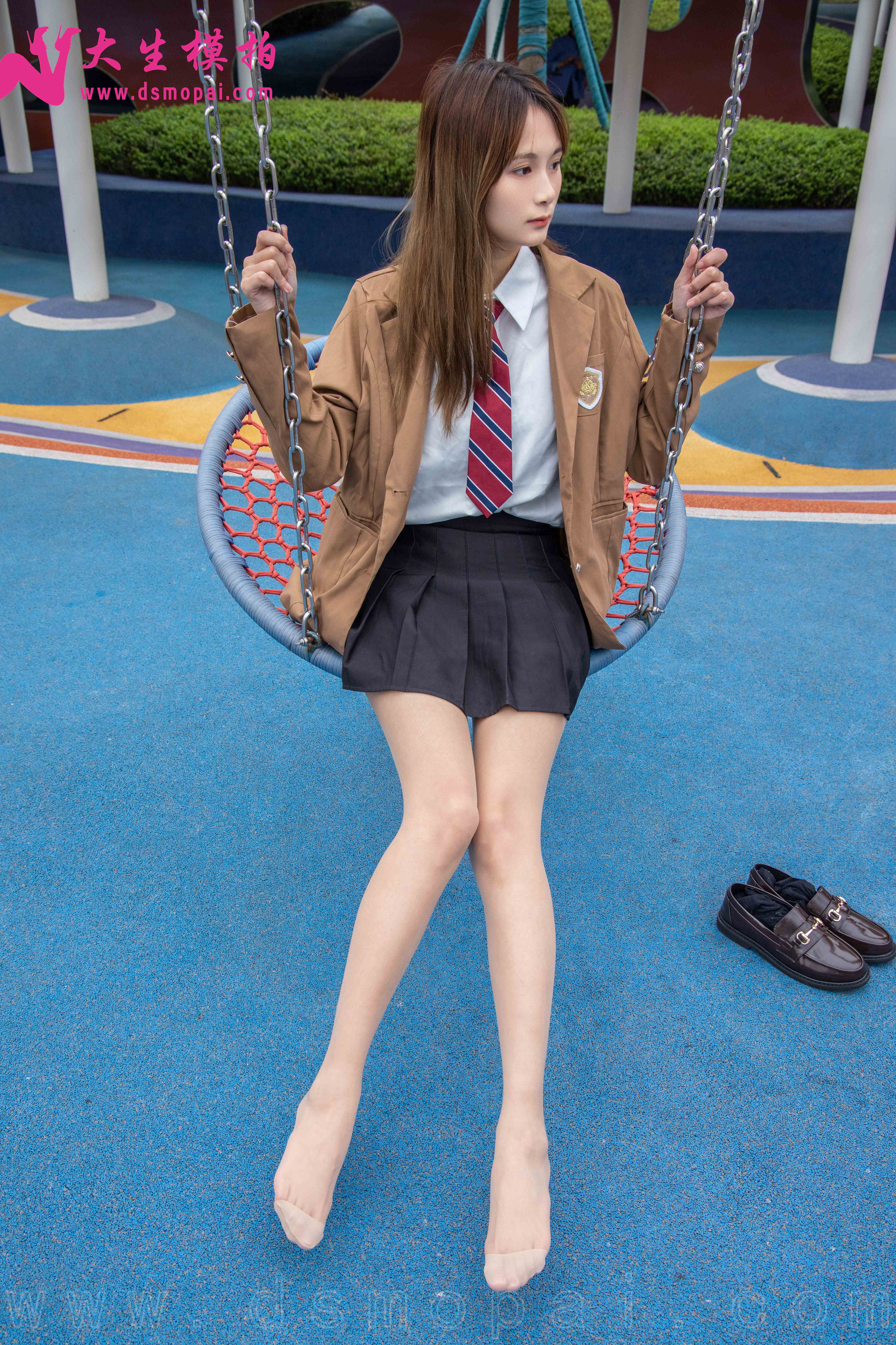 China Beauty Legs and feet 954