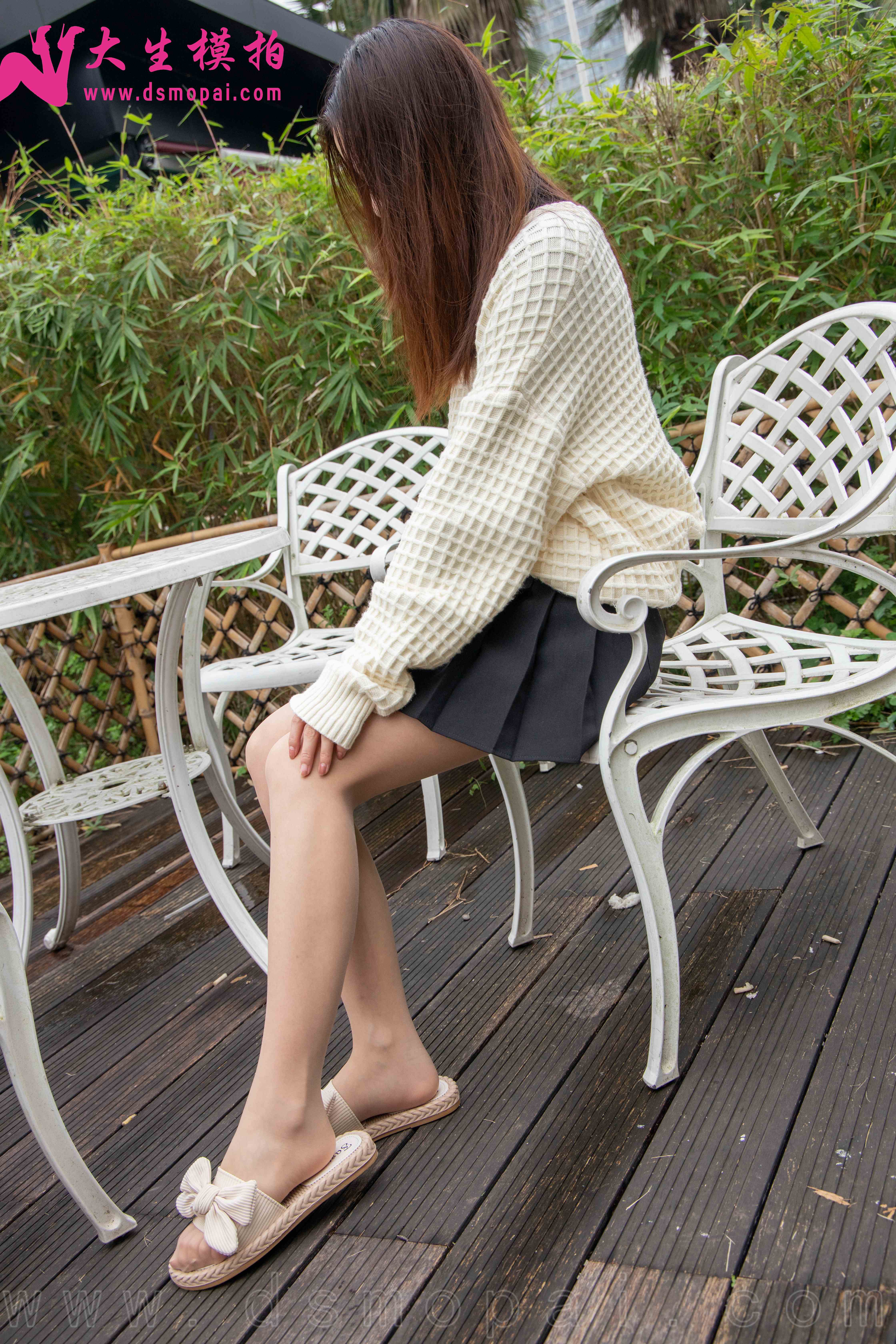 China Beauty Legs and feet 956