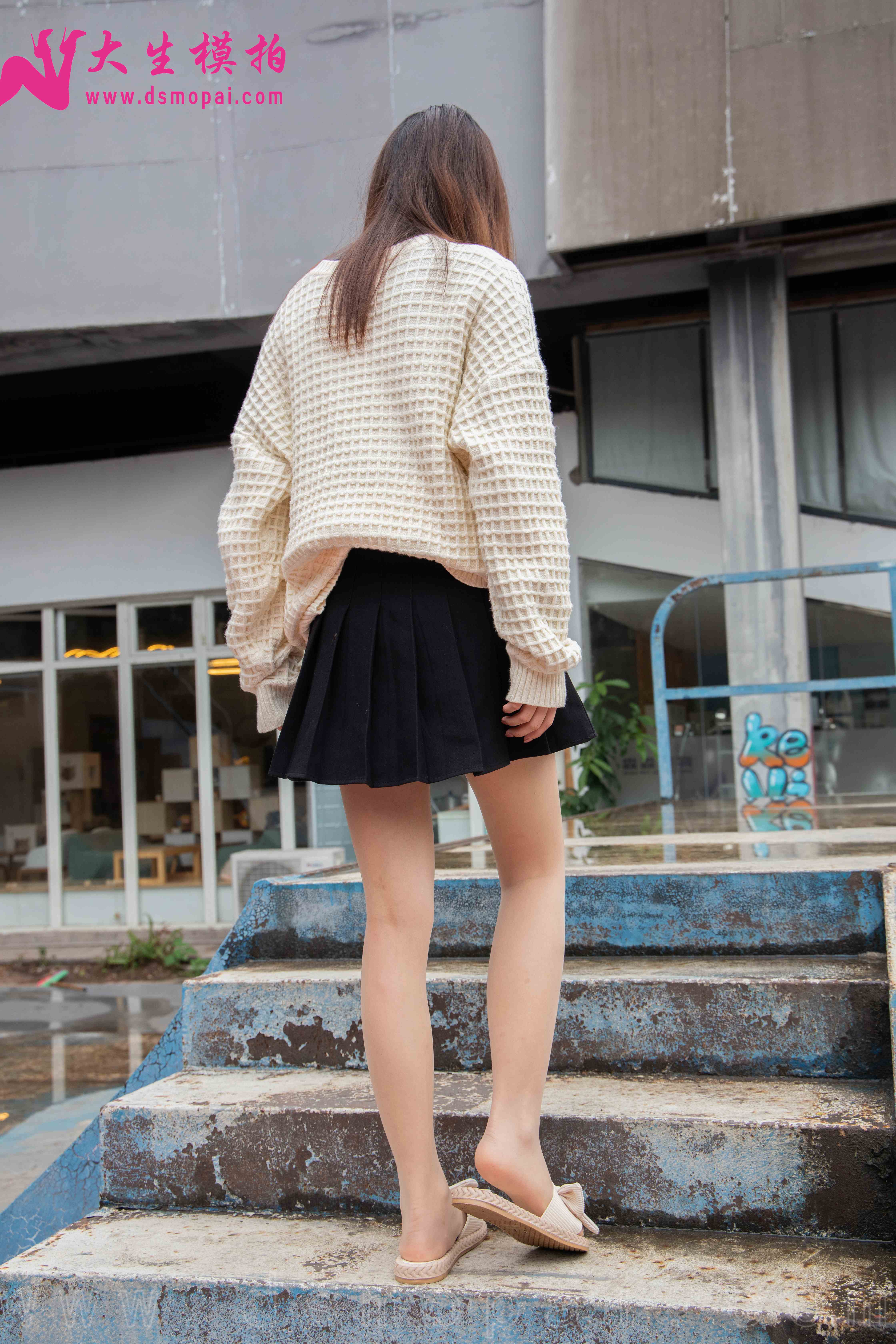 China Beauty Legs and feet 956