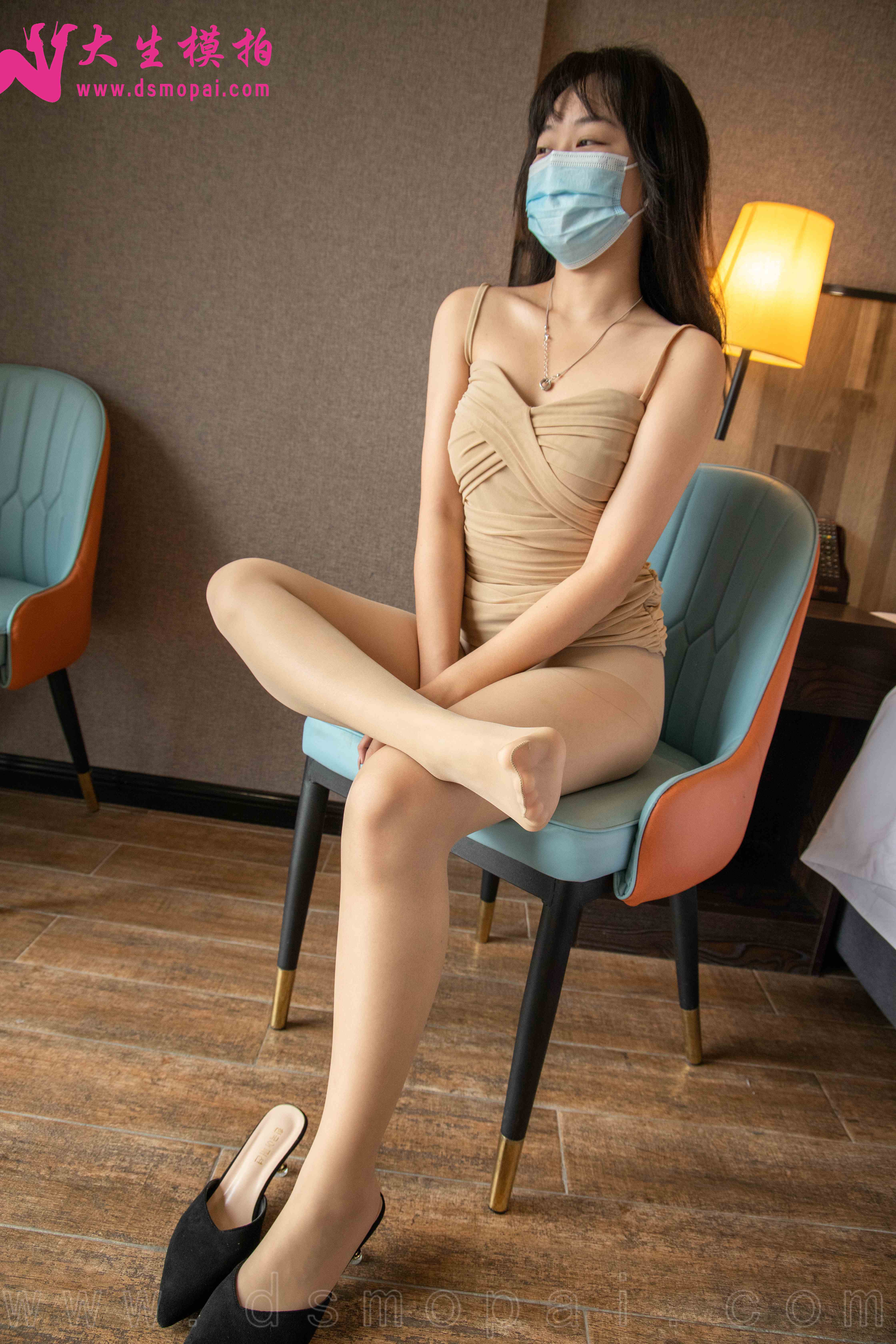 China Beauty Legs and feet 957