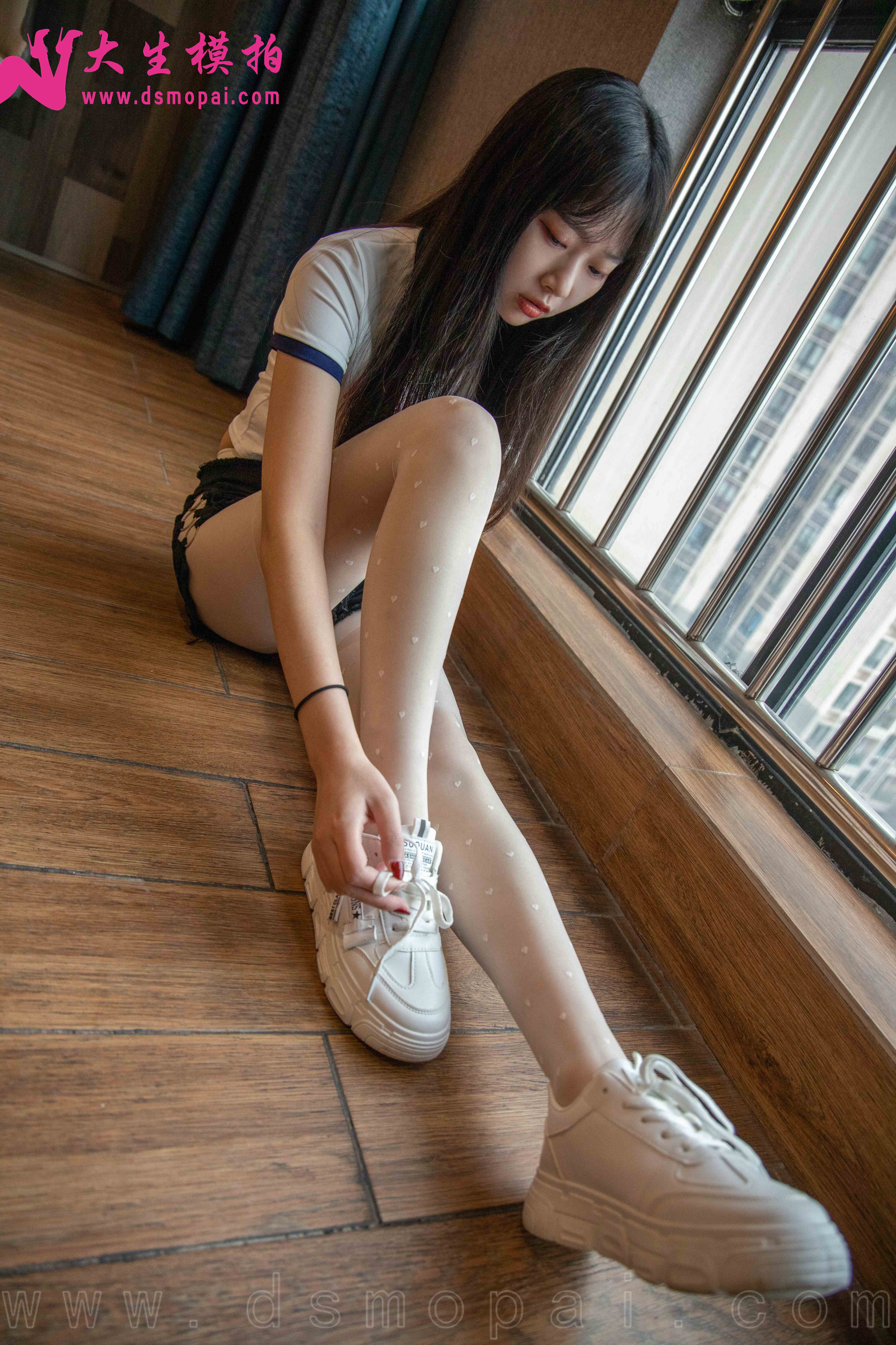 China Beauty Legs and feet 960