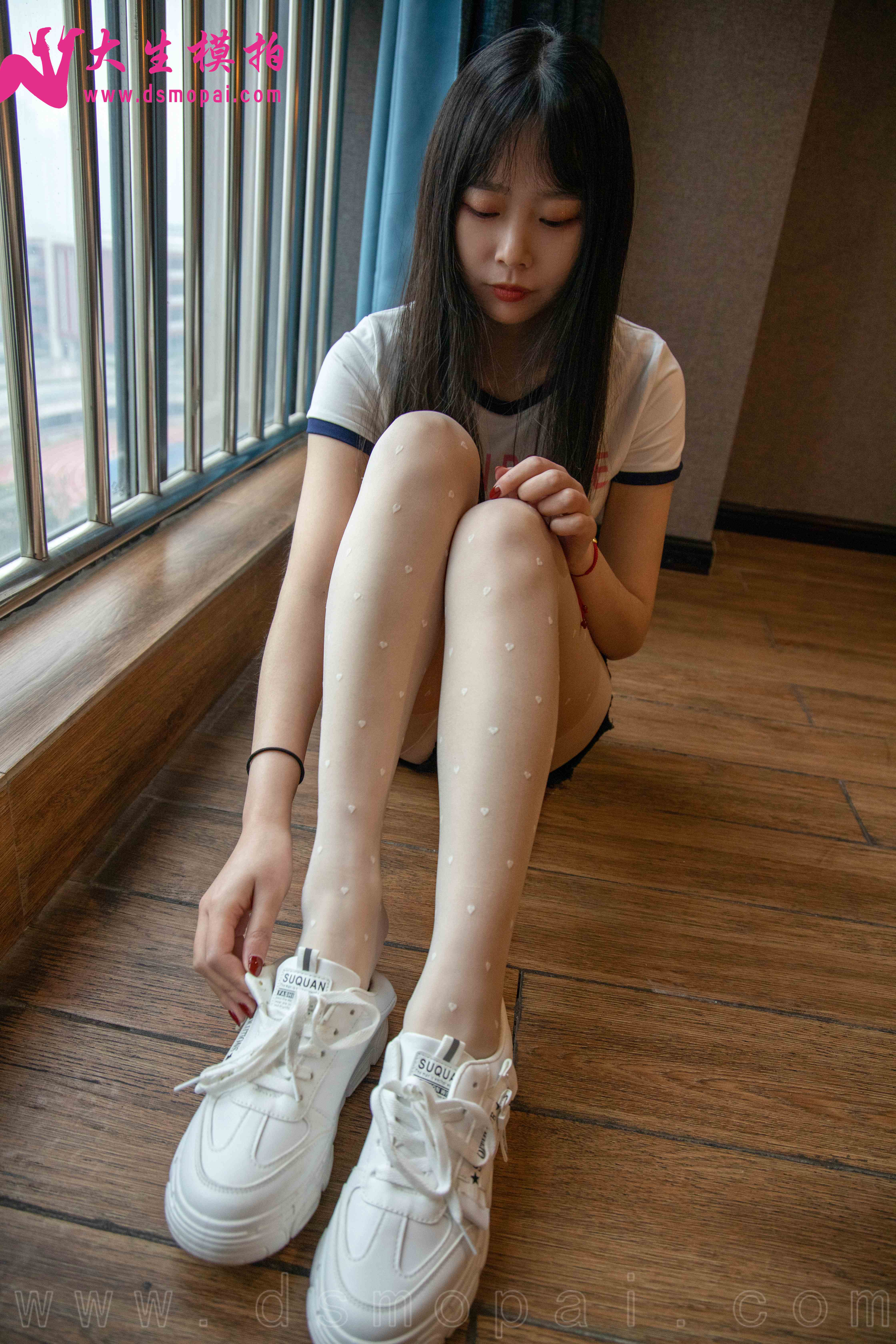 China Beauty Legs and feet 960