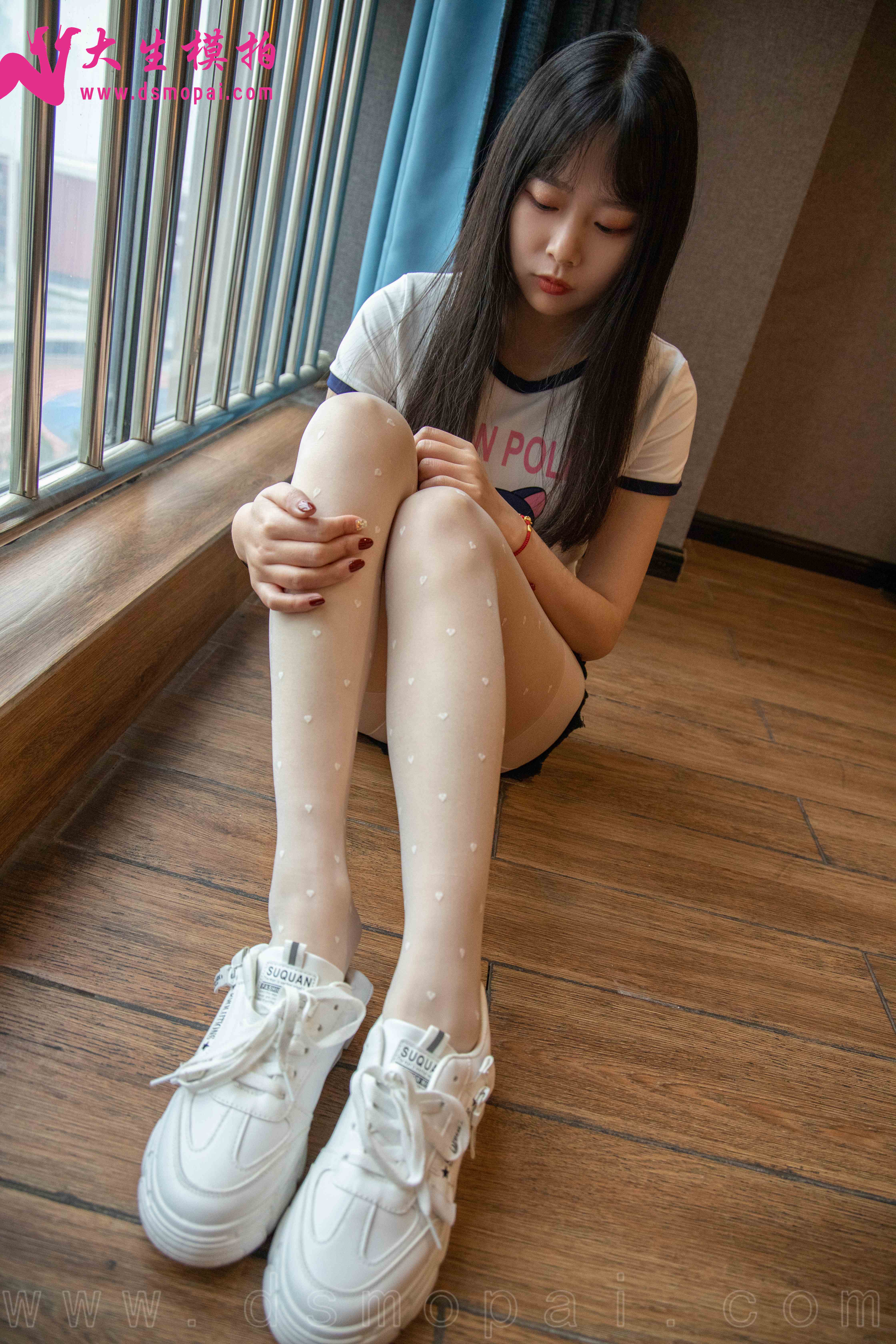 China Beauty Legs and feet 960