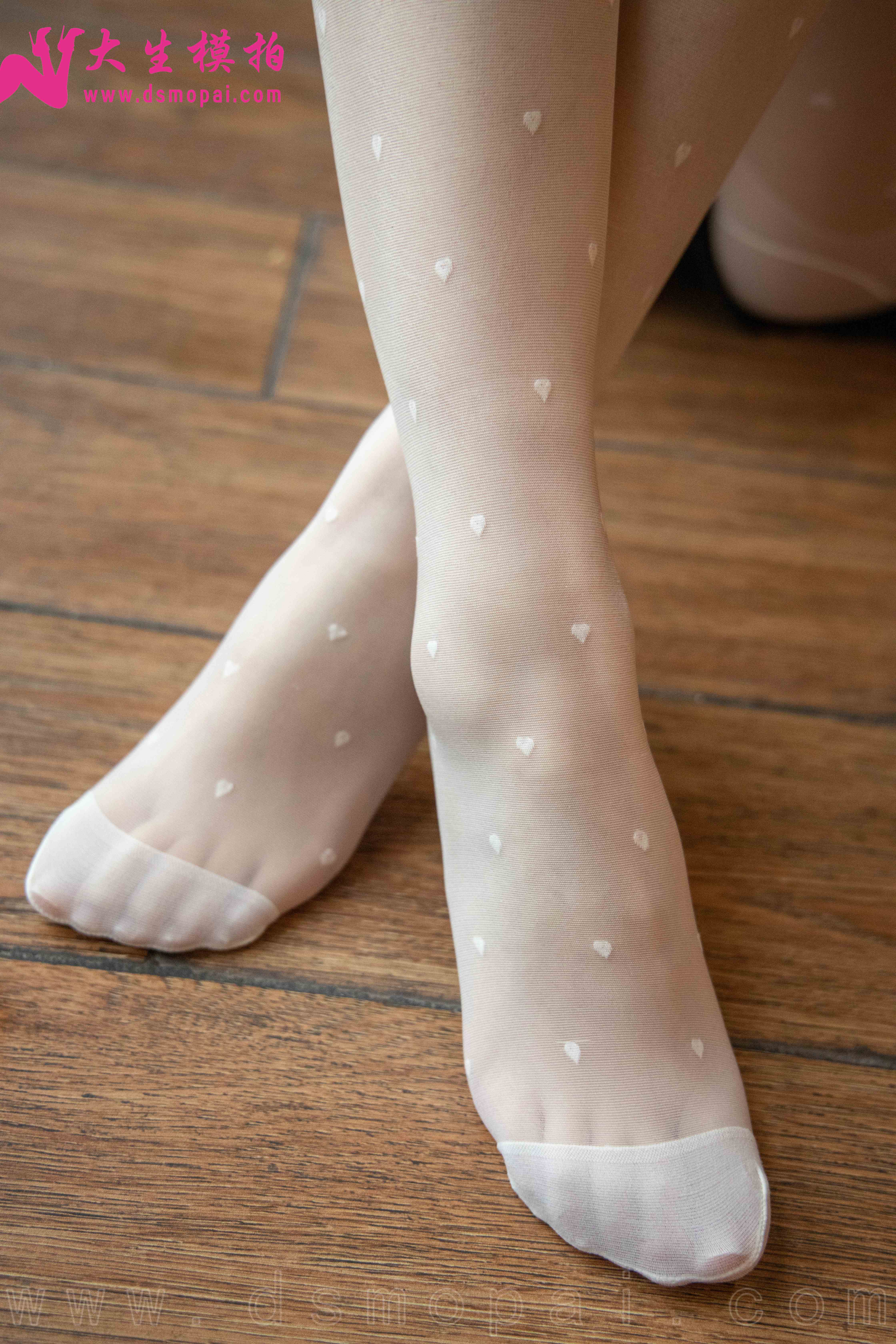 China Beauty Legs and feet 960