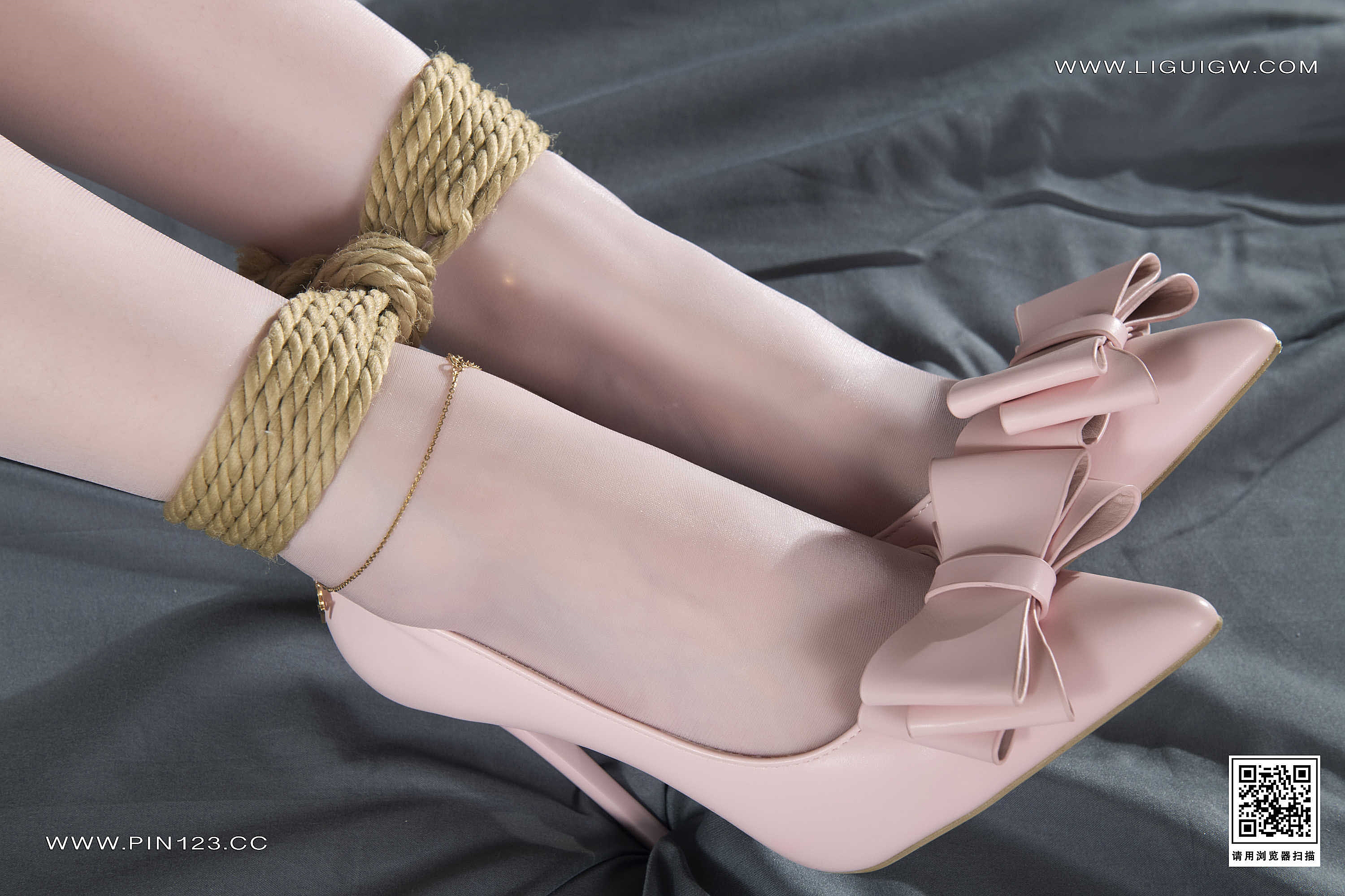 Chinese lady bondage 571