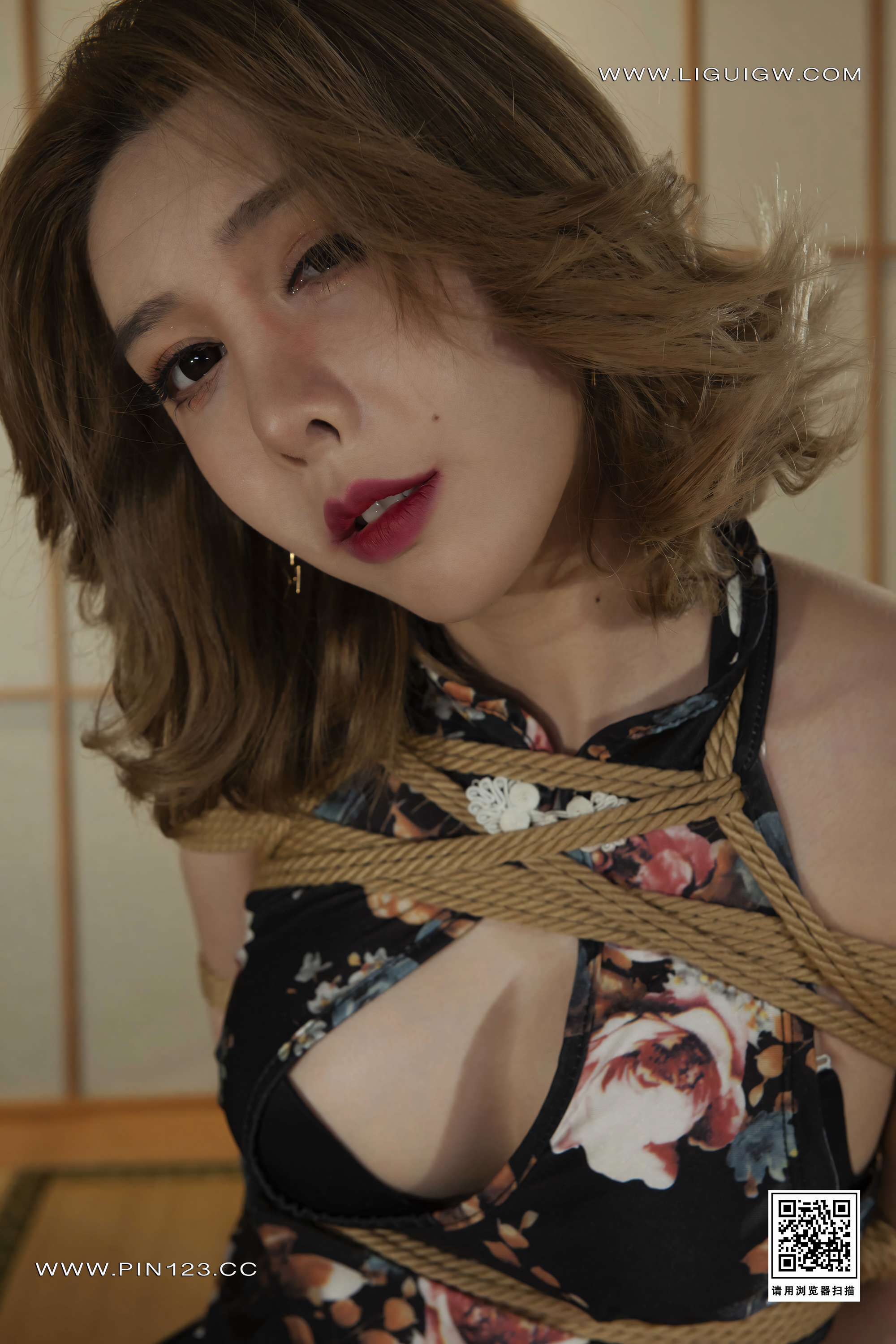 Chinese lady bondage 572