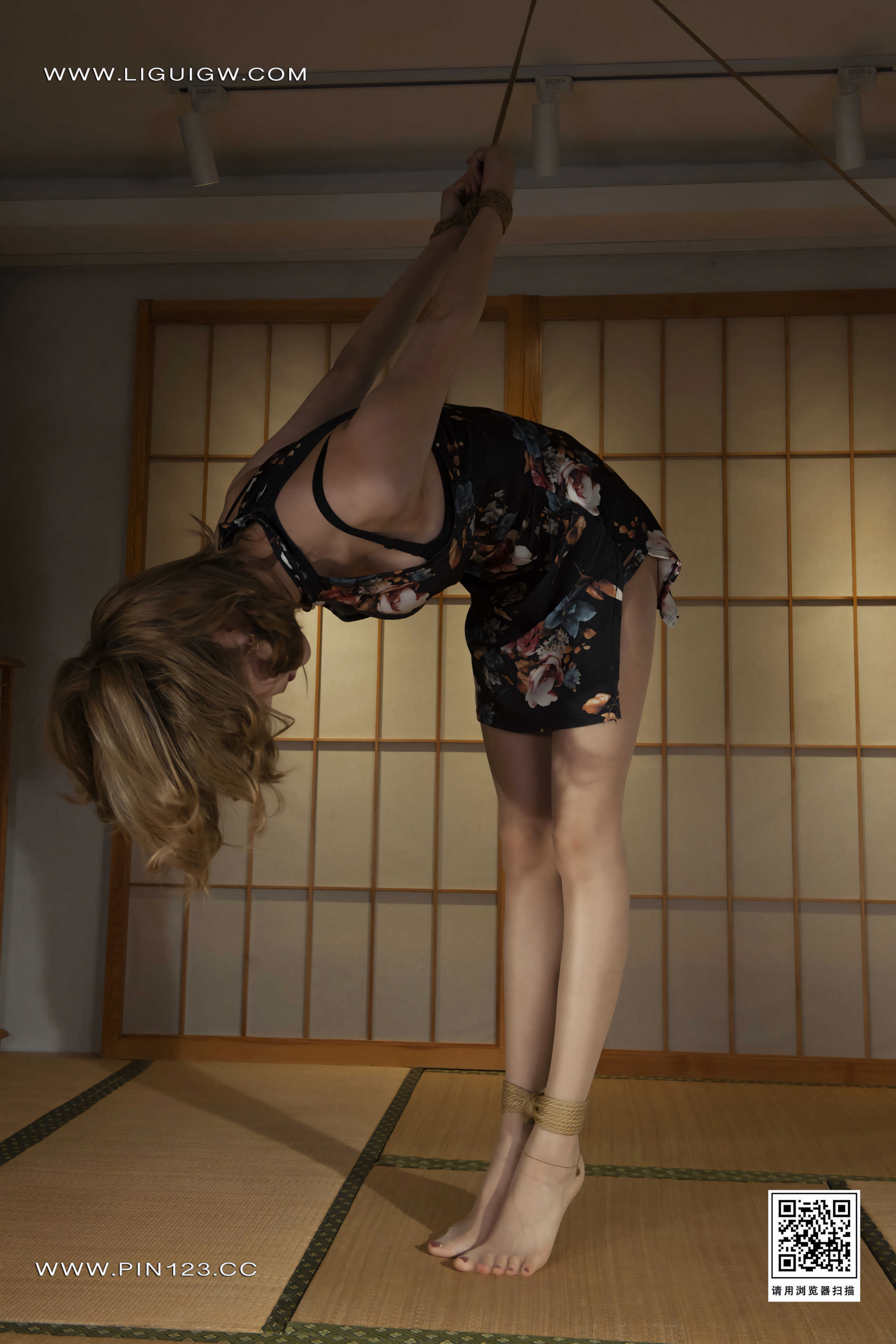 Chinese lady bondage 572