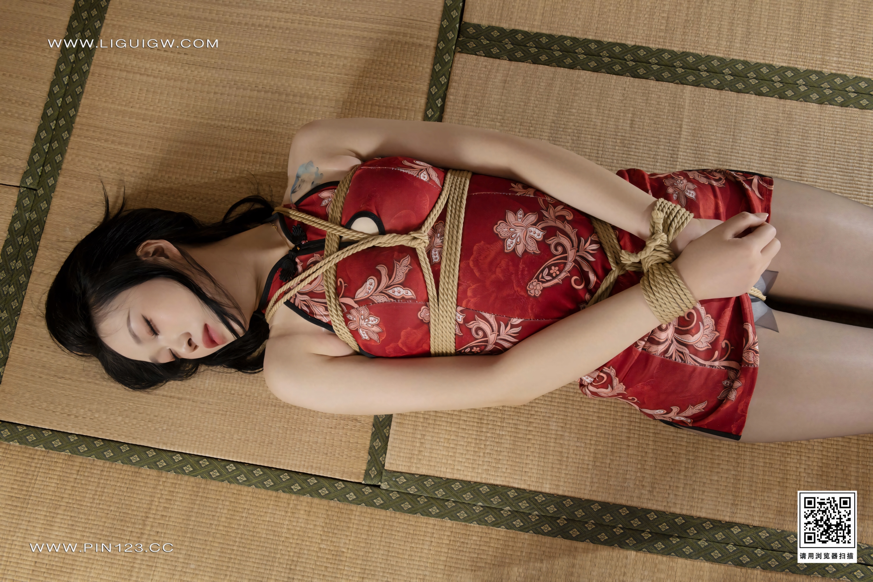 Chinese lady bondage 573