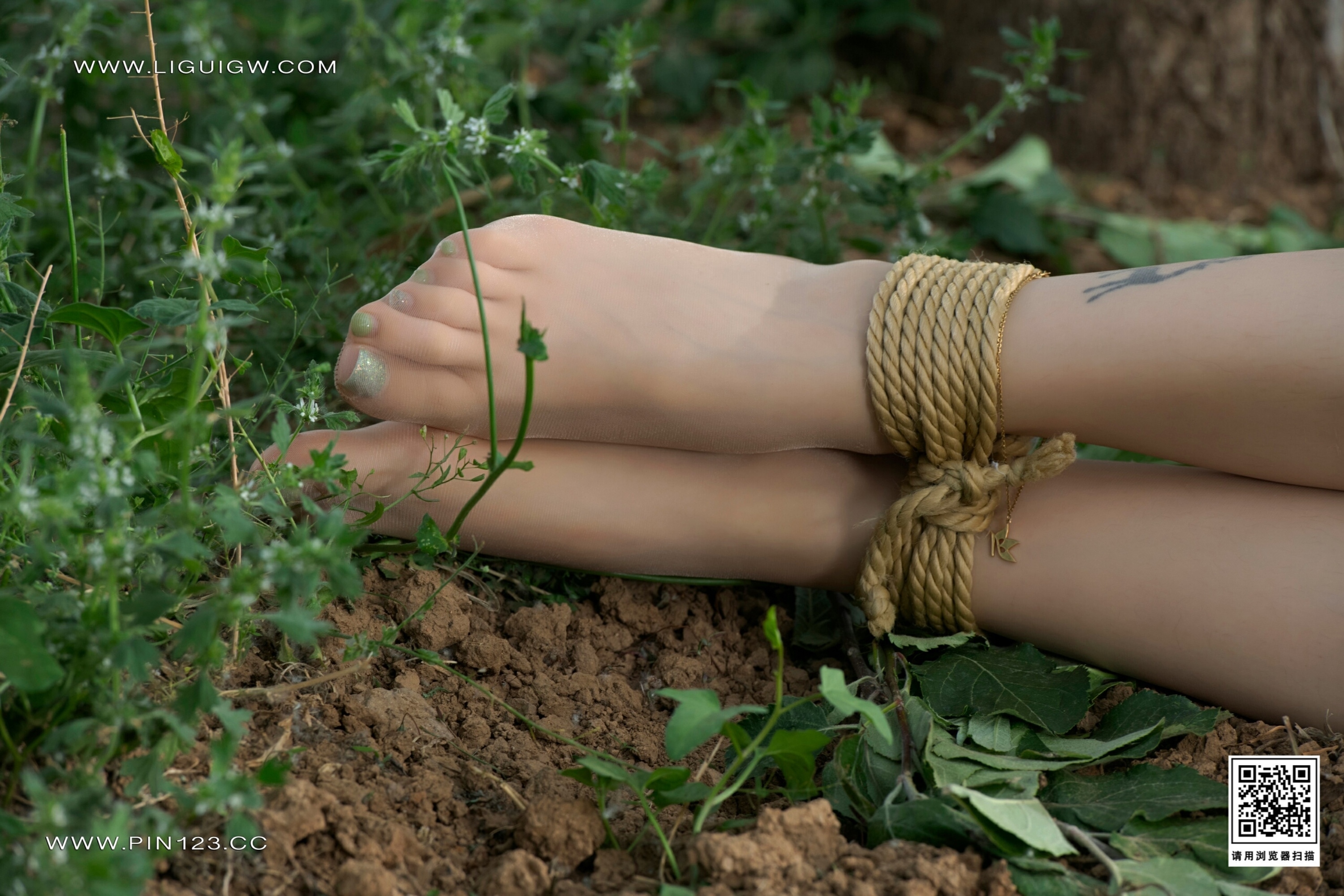 Chinese lady bondage 575