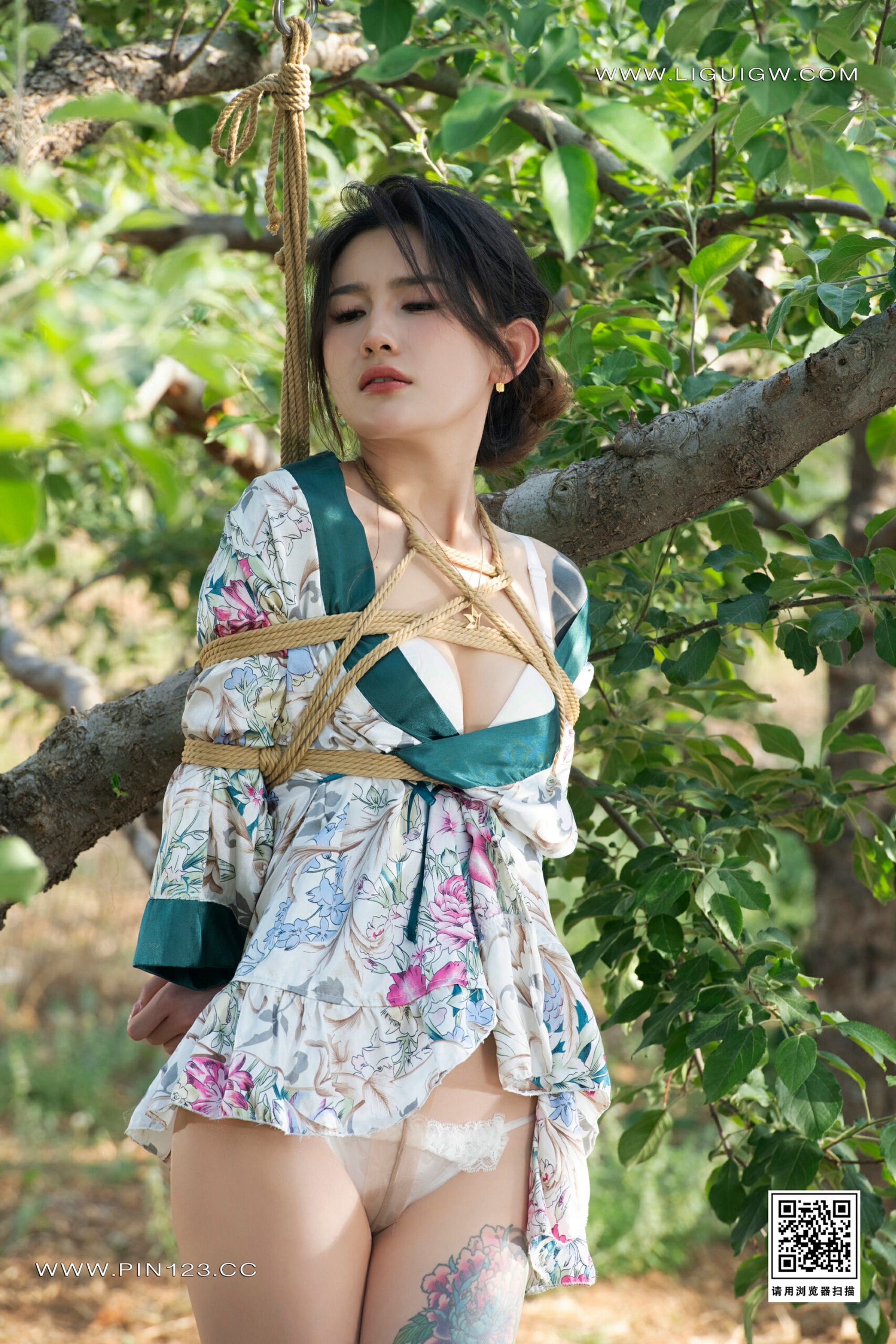 Chinese lady bondage 575