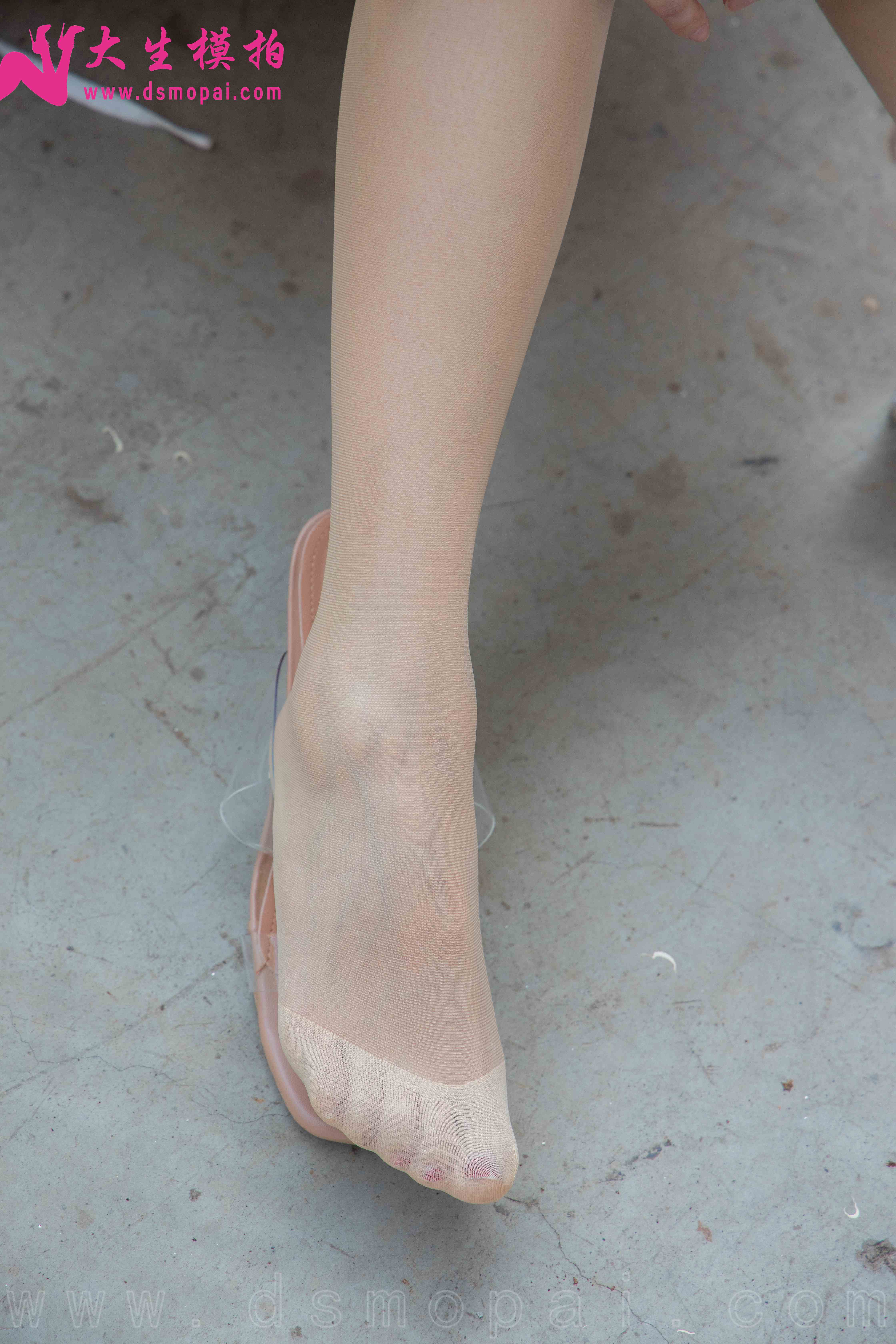 China Beauty Legs and feet 968