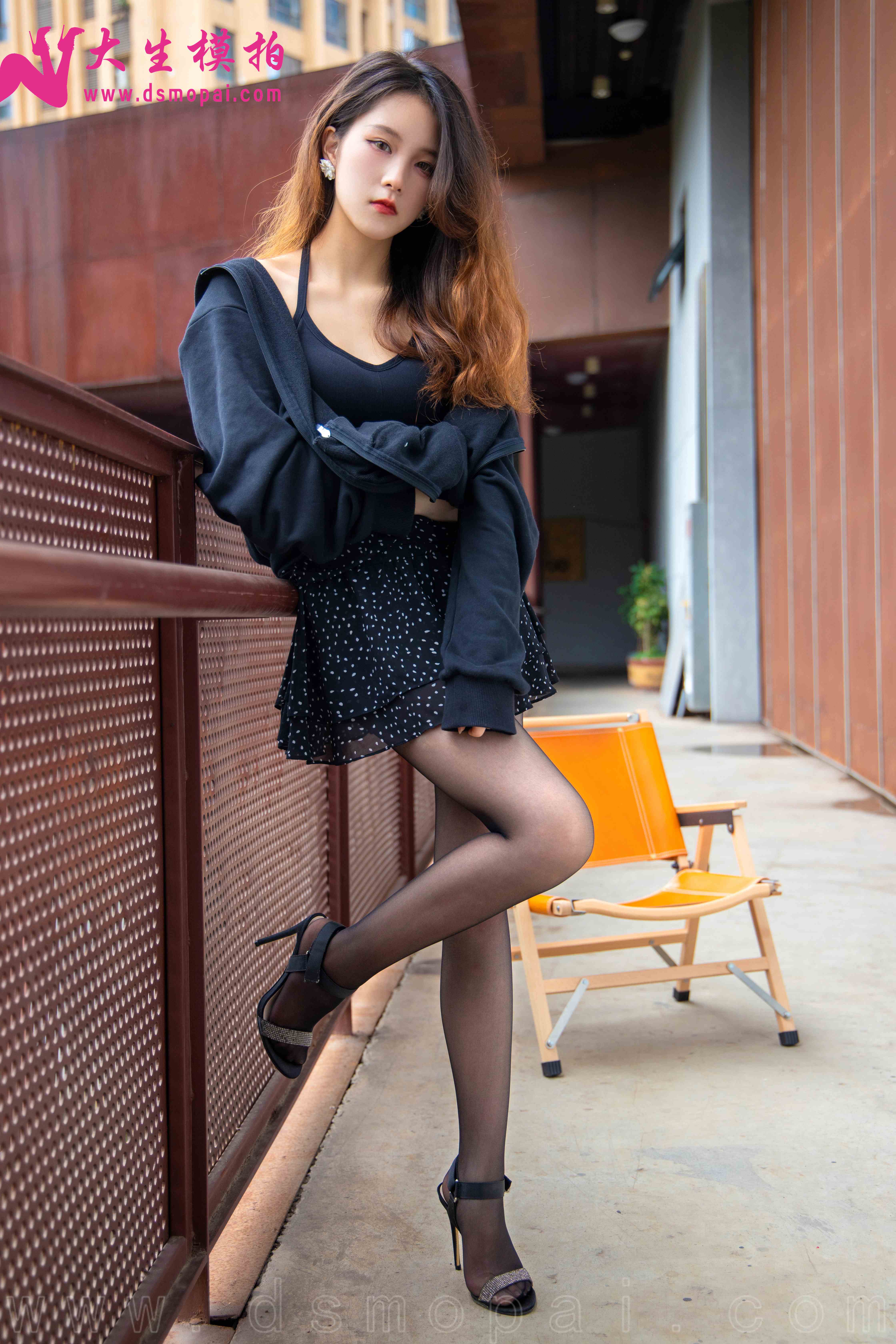 China Beauty Legs and feet 973