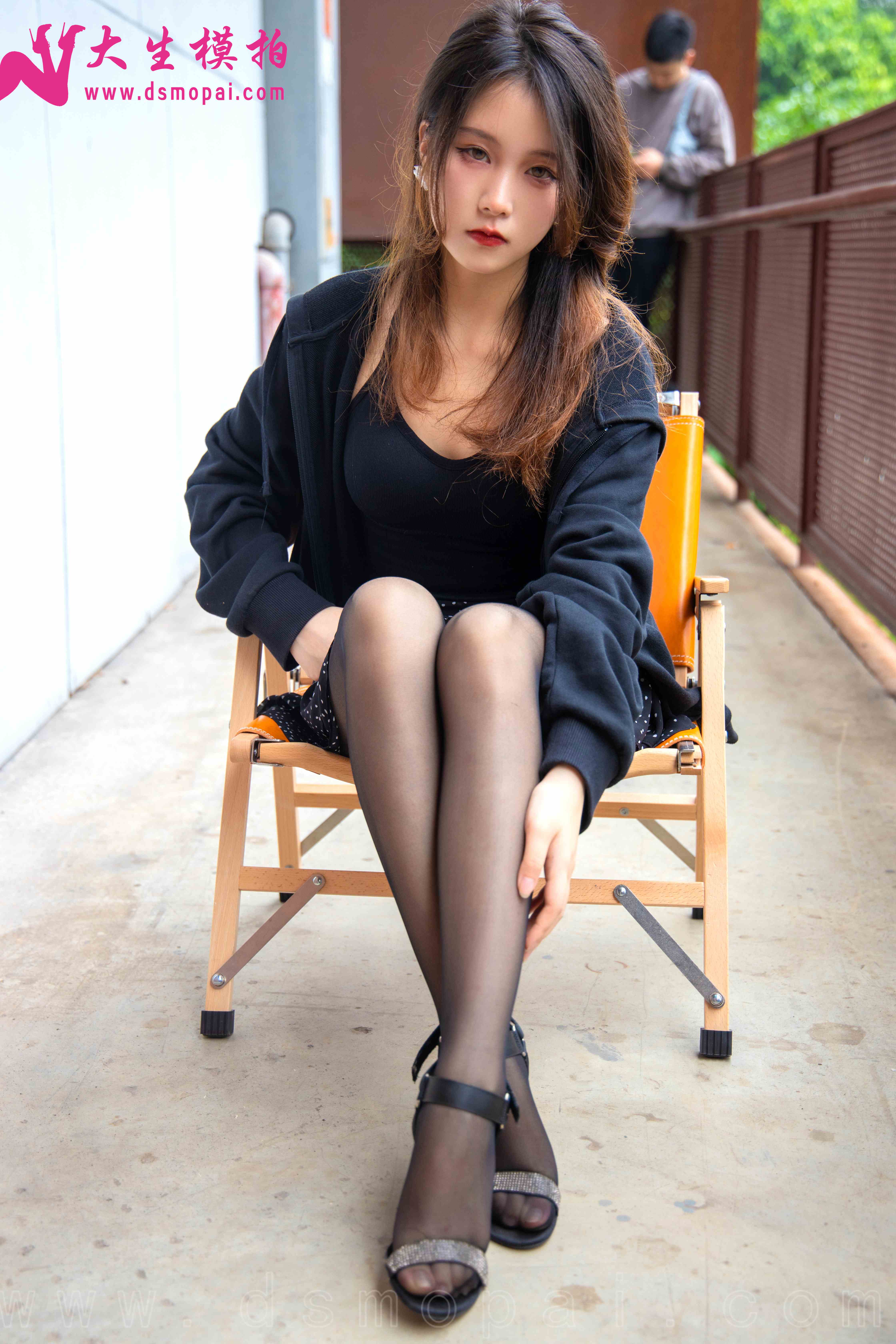 China Beauty Legs and feet 973