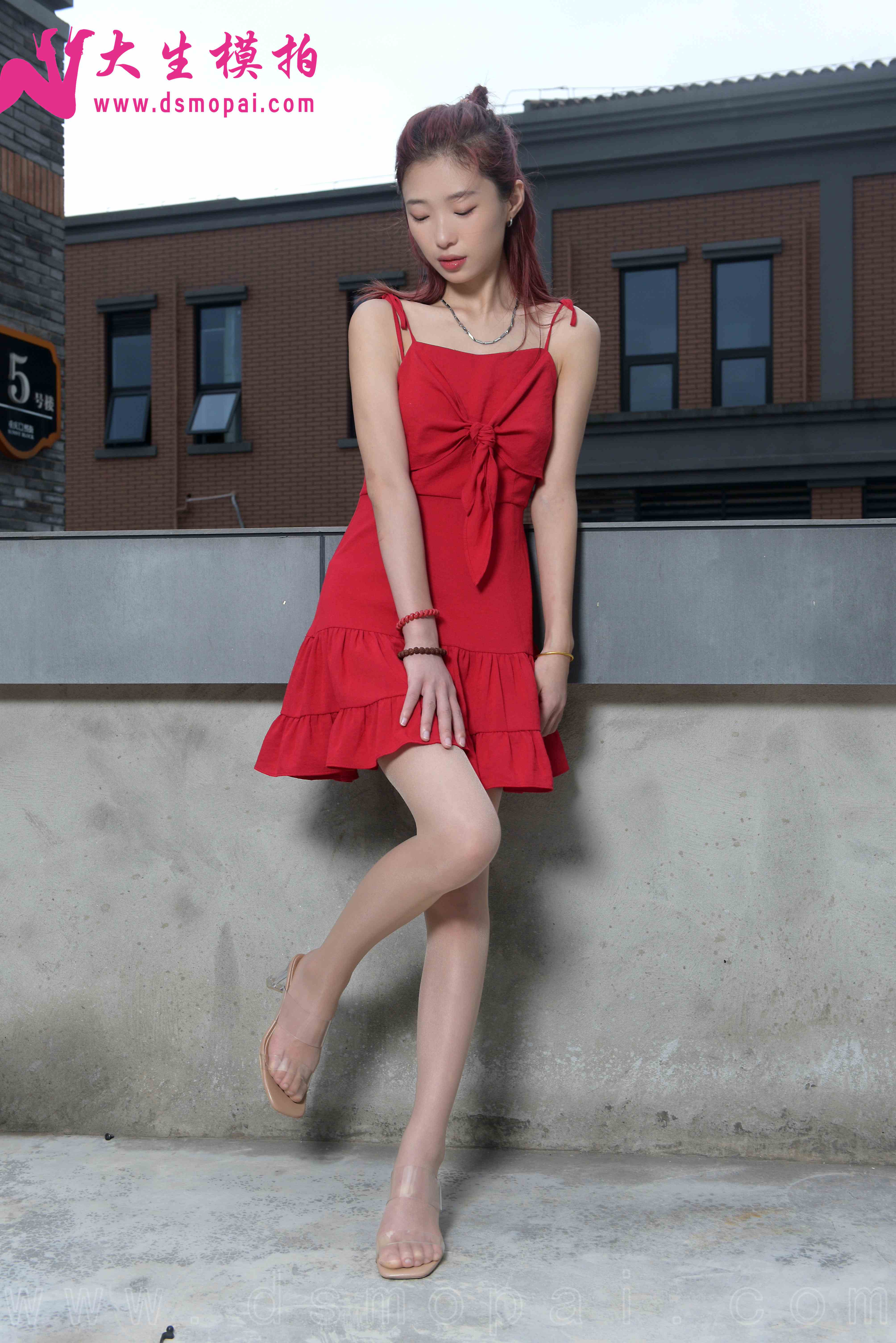 China Beauty Legs and feet 975