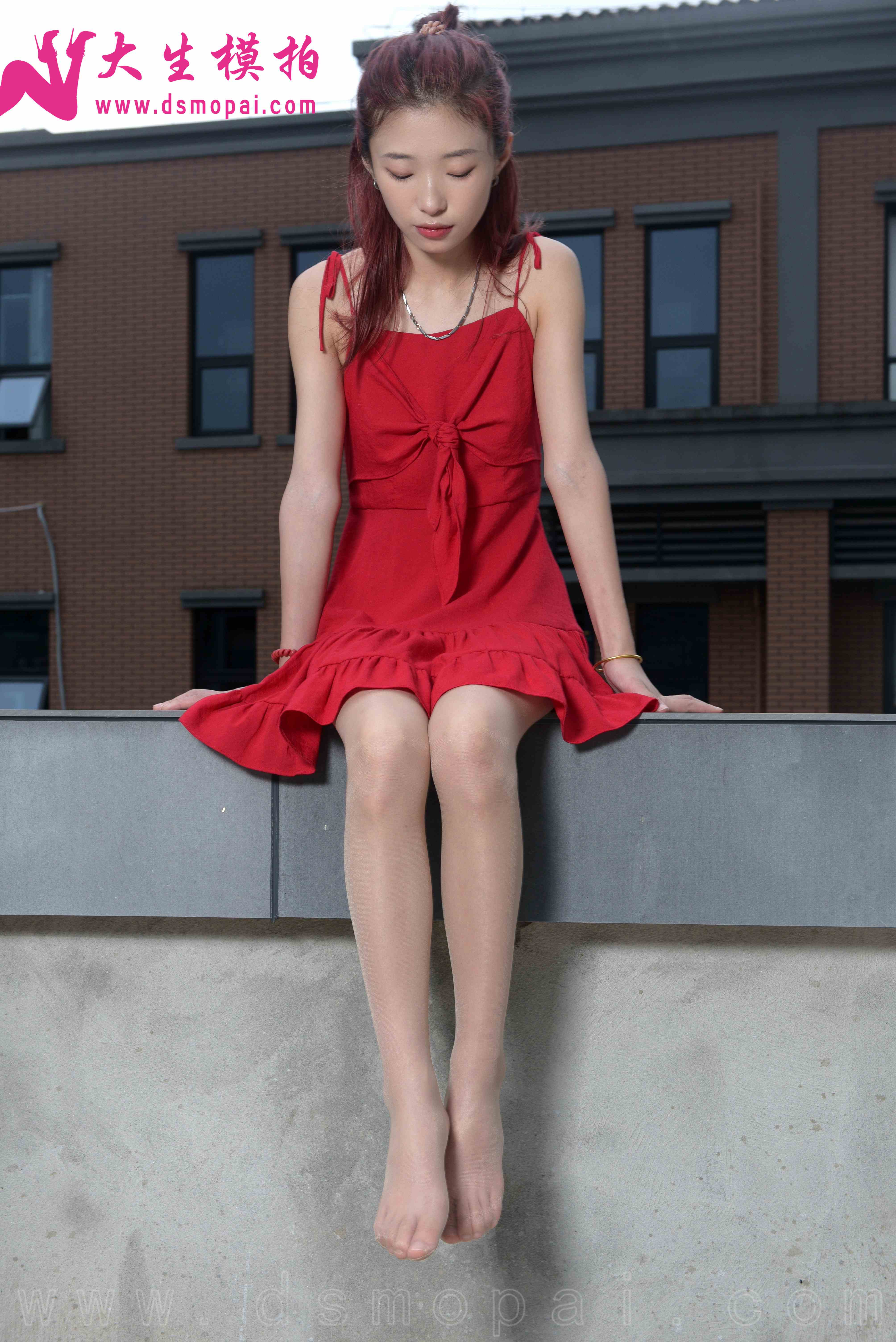 China Beauty Legs and feet 975