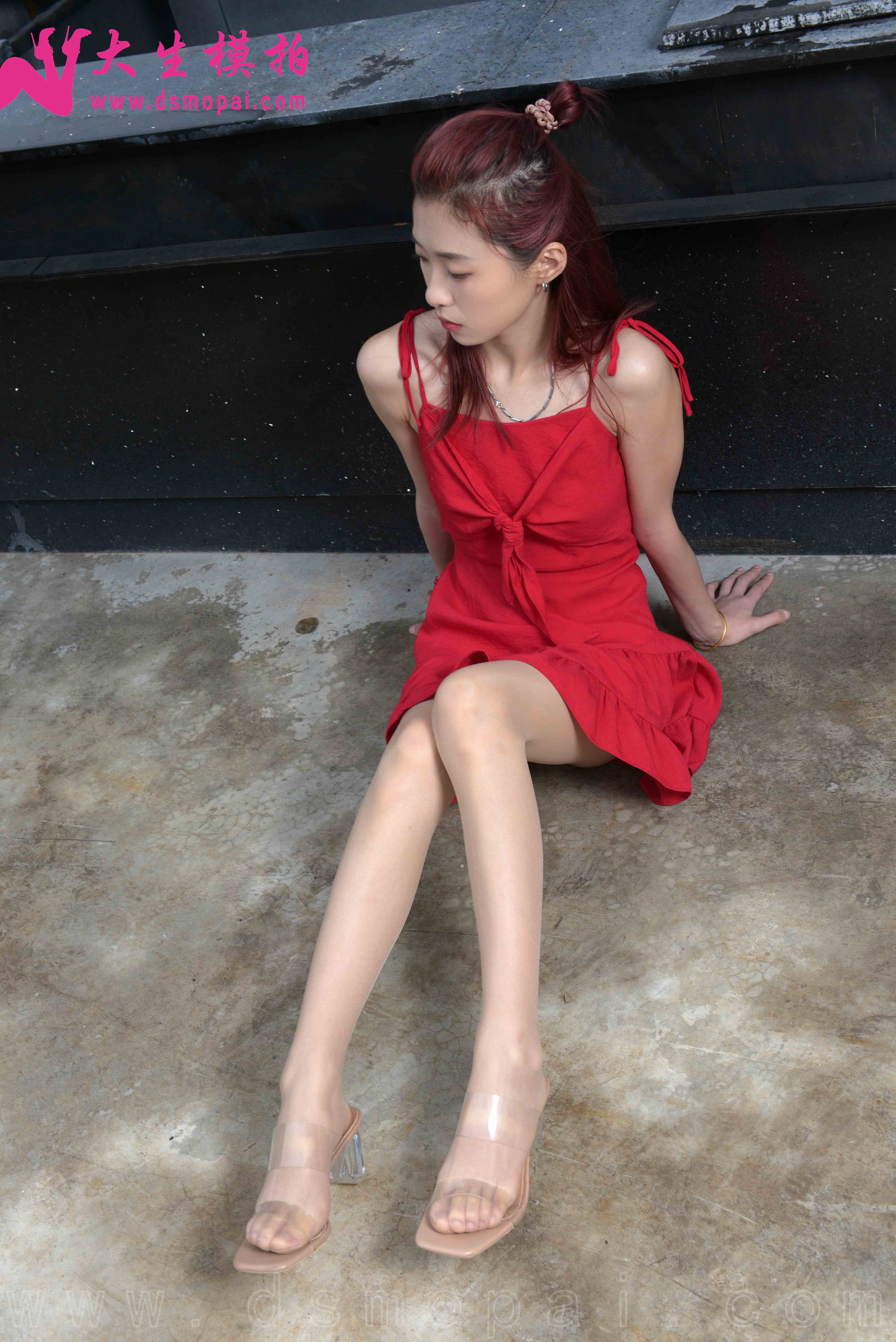 China Beauty Legs and feet 975