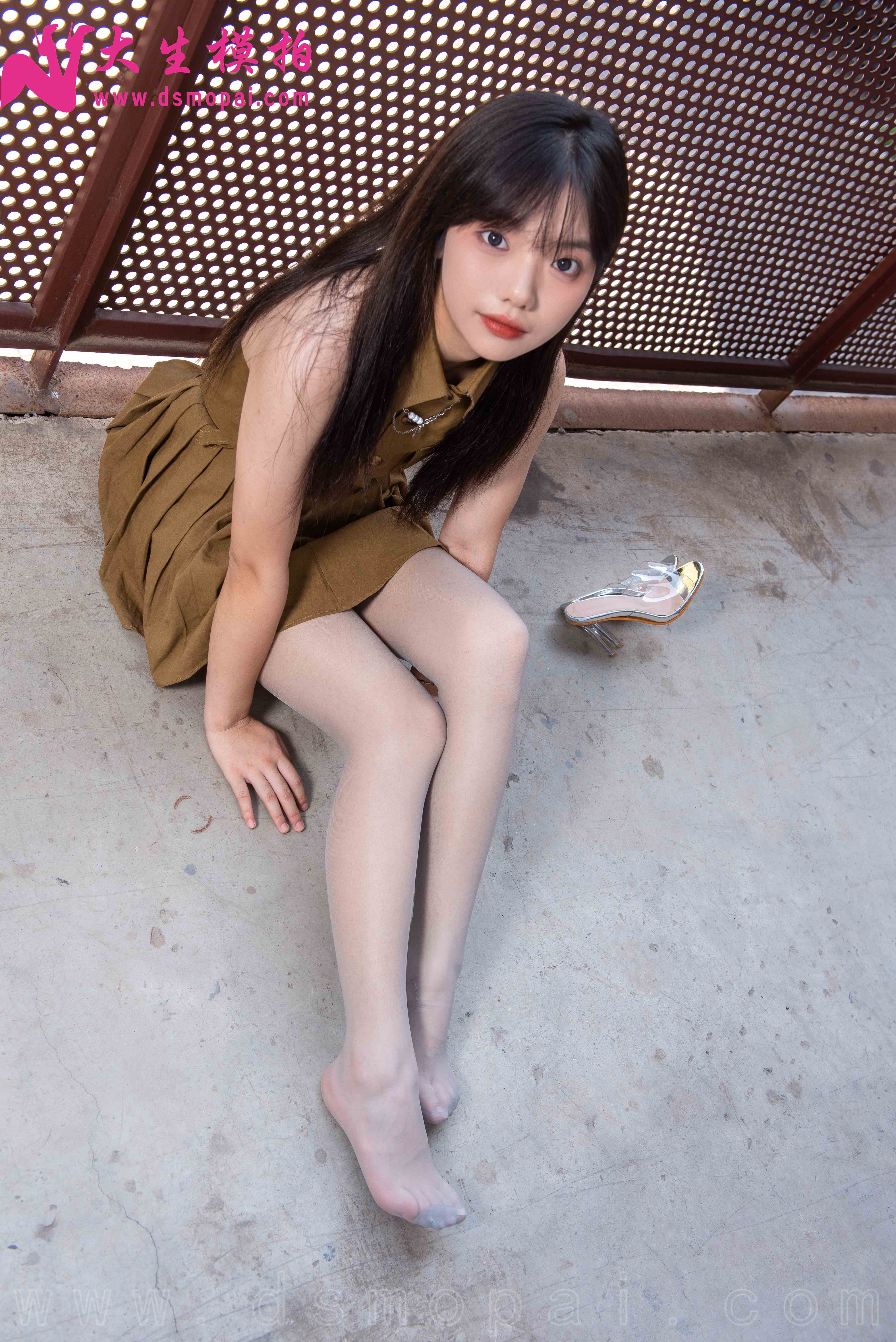 China Beauty Legs and feet 976