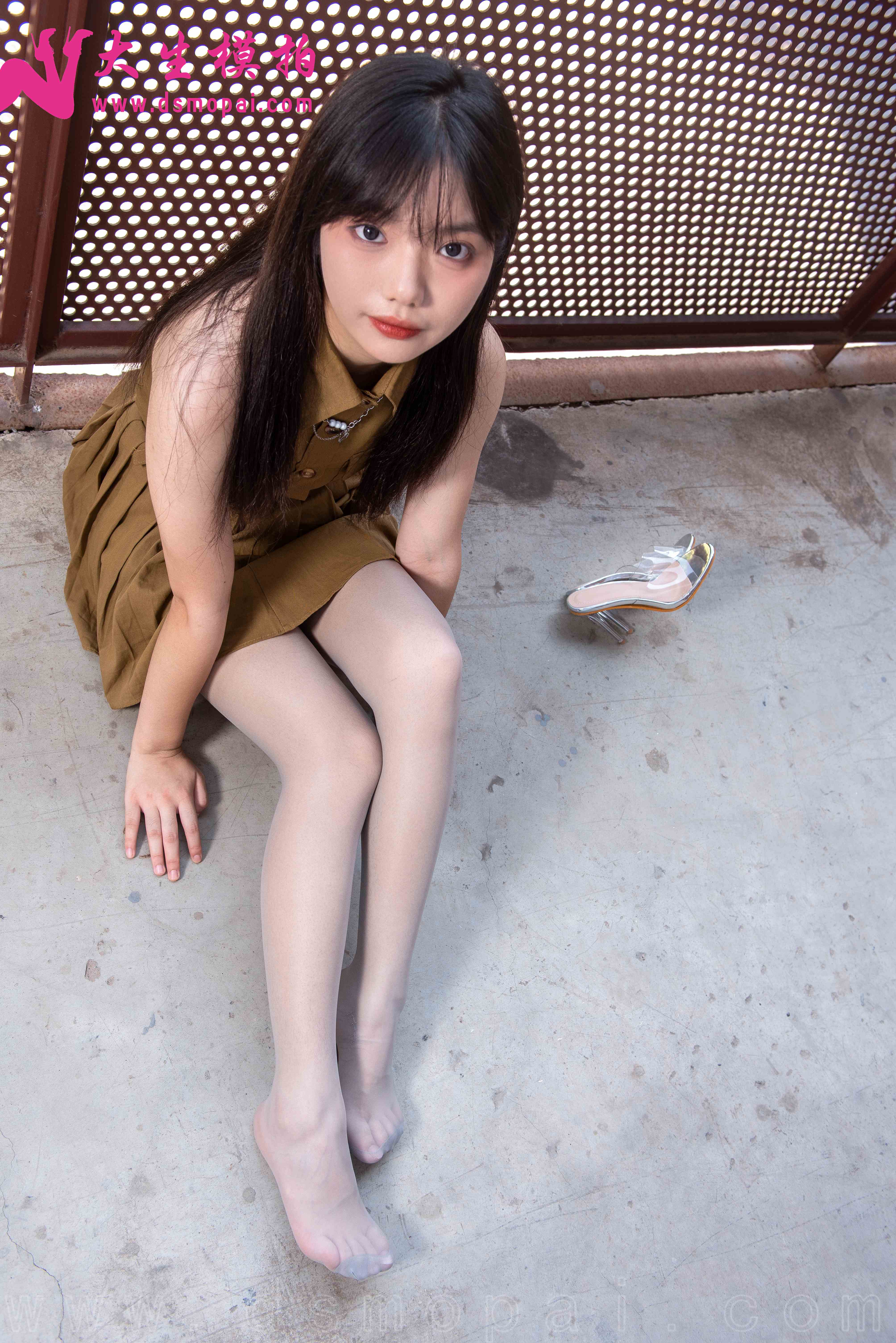 China Beauty Legs and feet 976