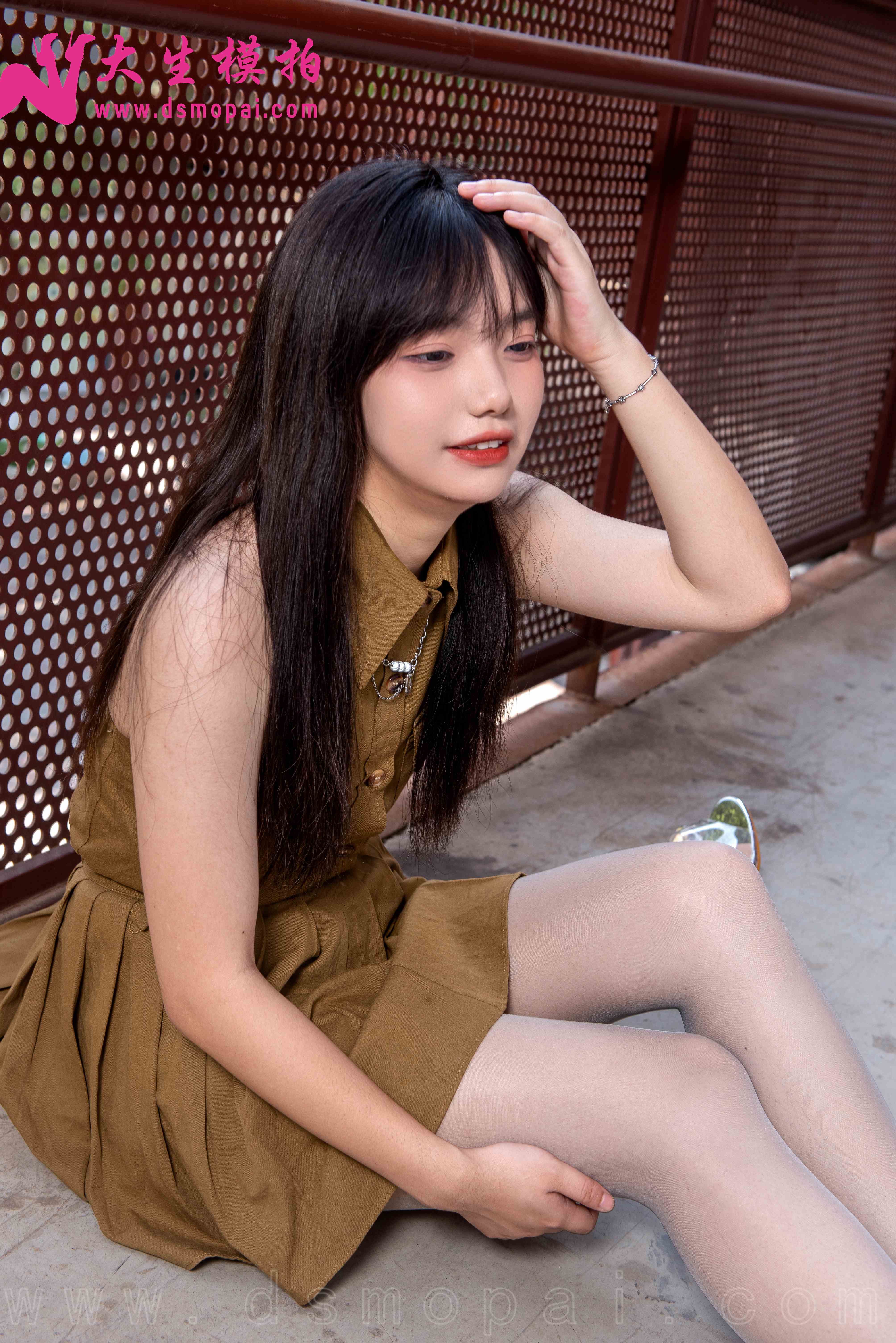 China Beauty Legs and feet 976