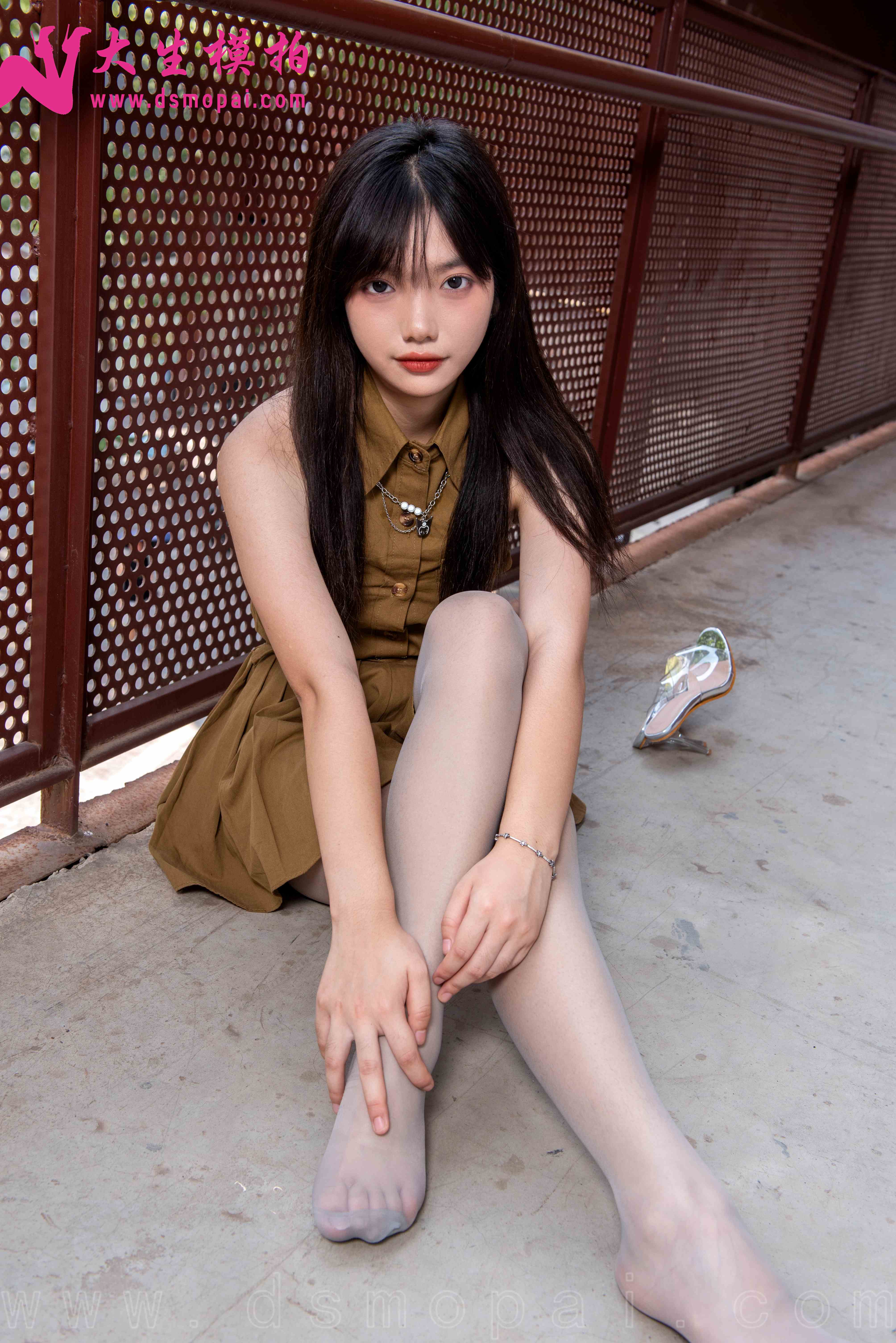 China Beauty Legs and feet 976