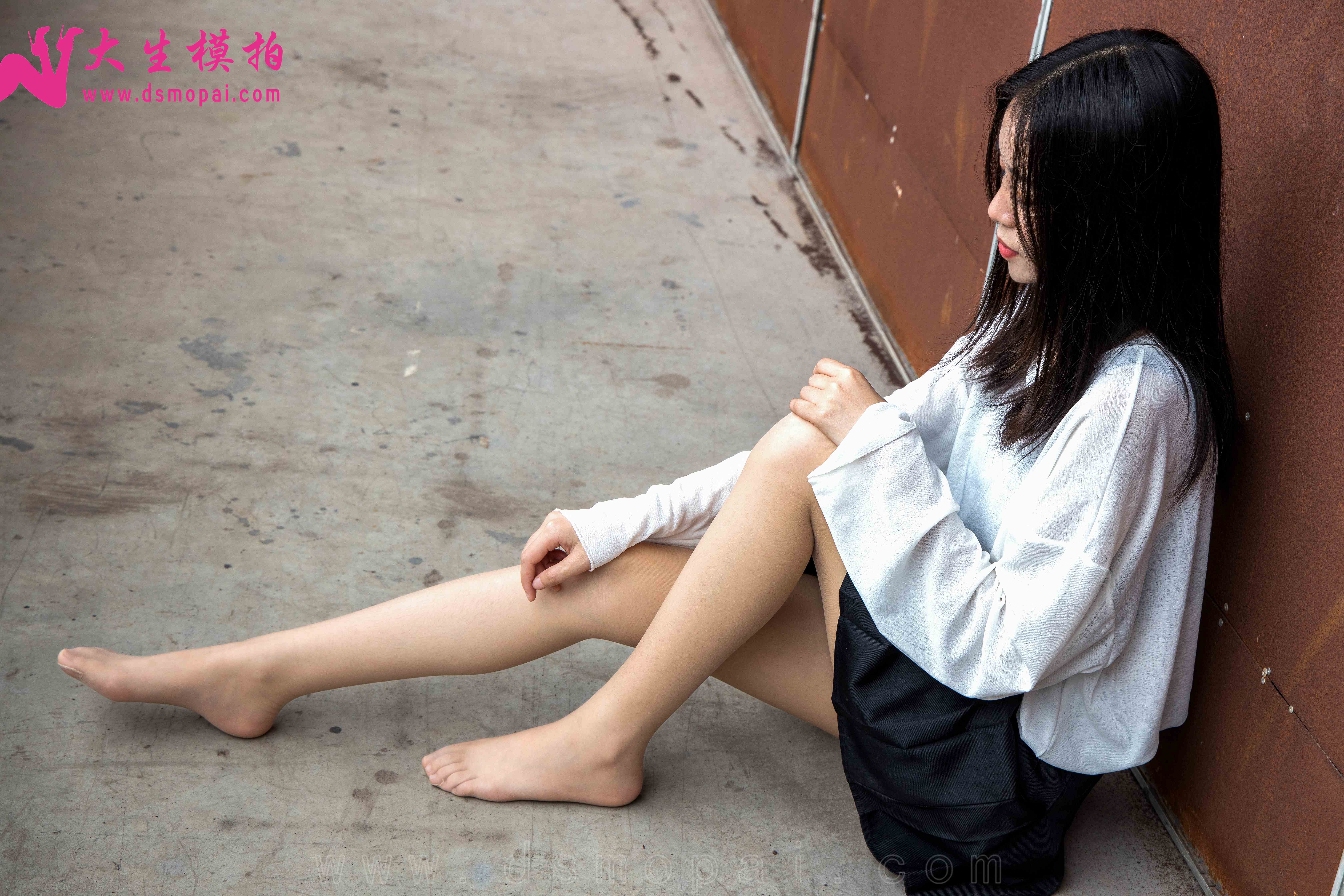 China Beauty Legs and feet 978