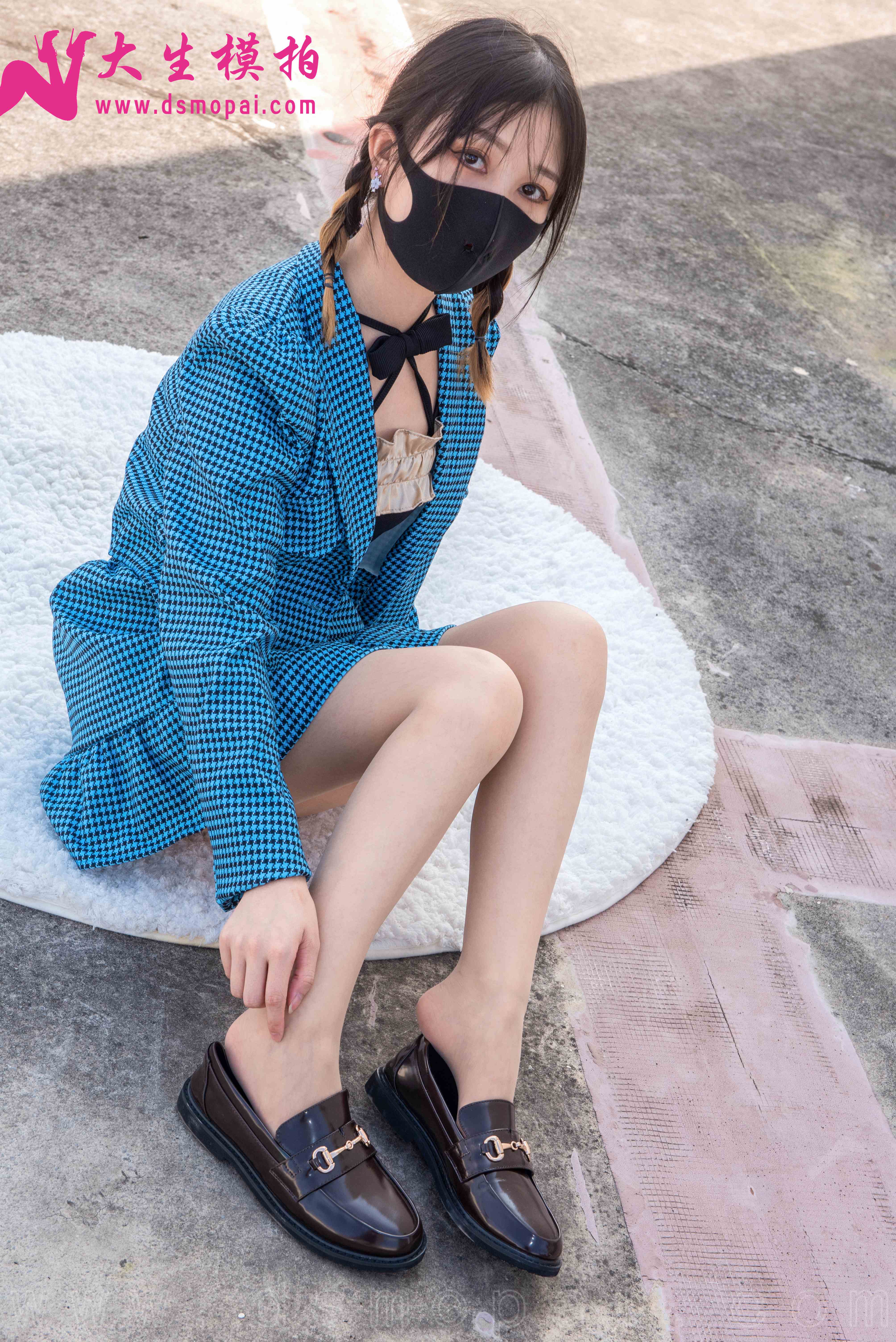 China Beauty Legs and feet 980