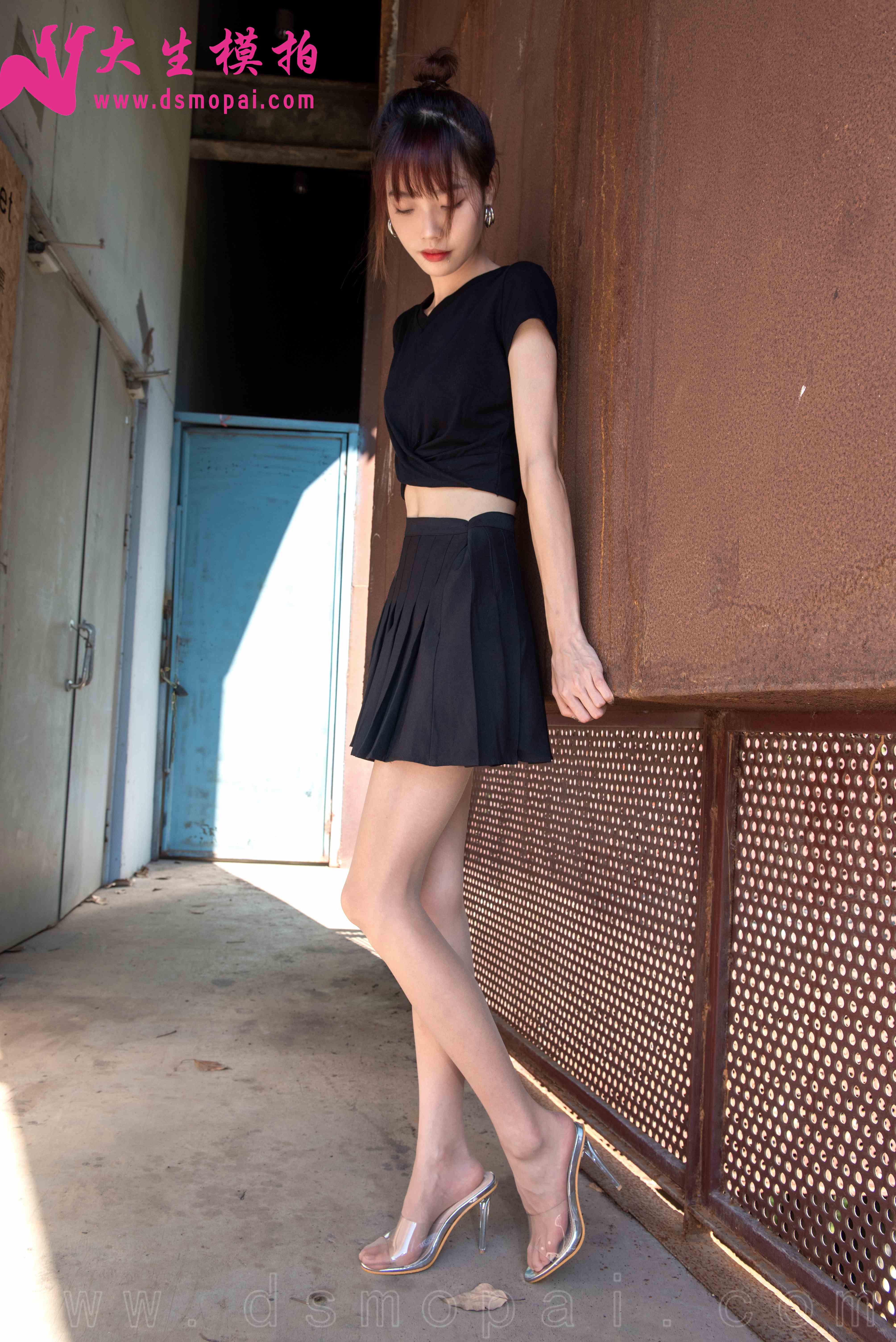 China Beauty Legs and feet 981