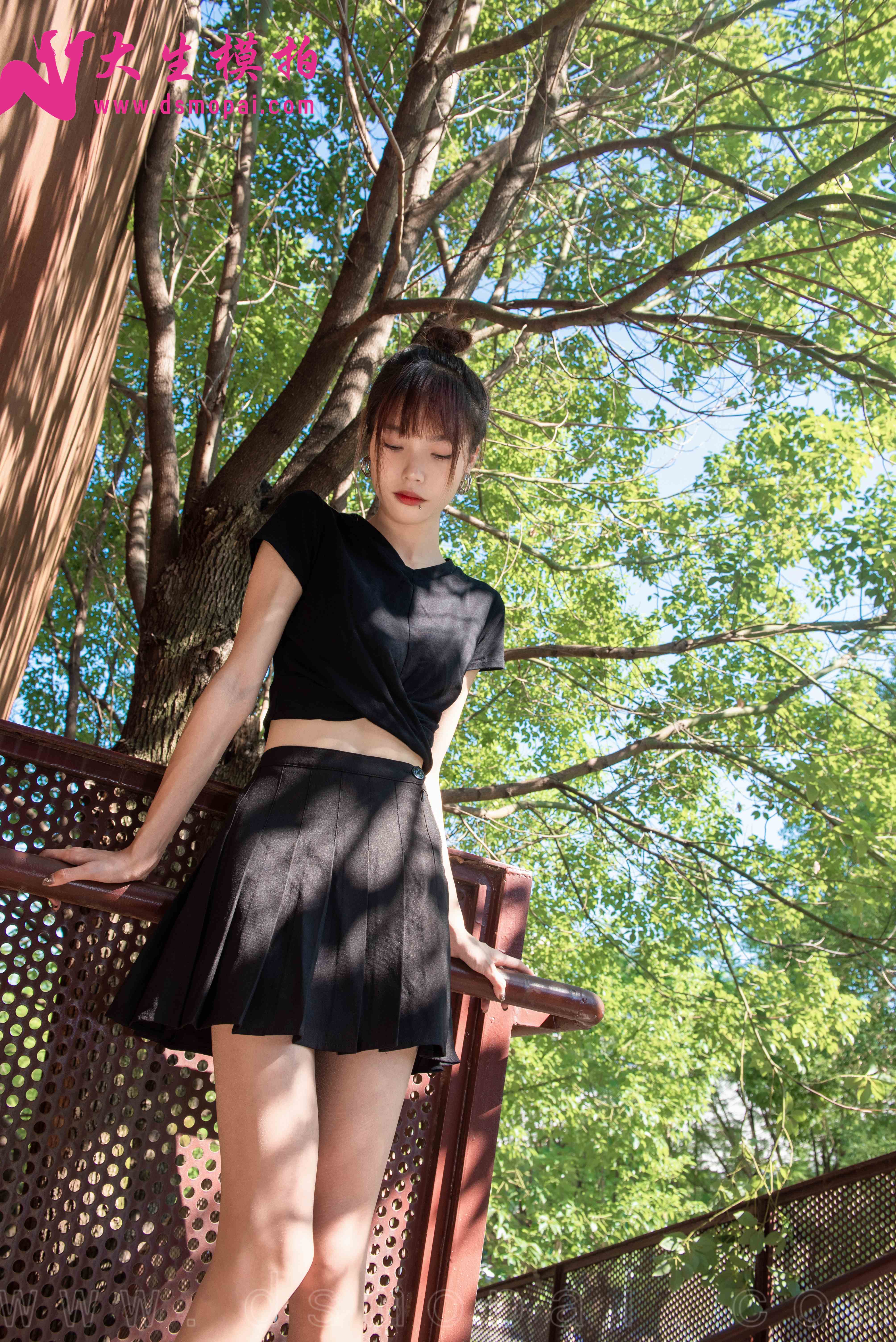 China Beauty Legs and feet 981