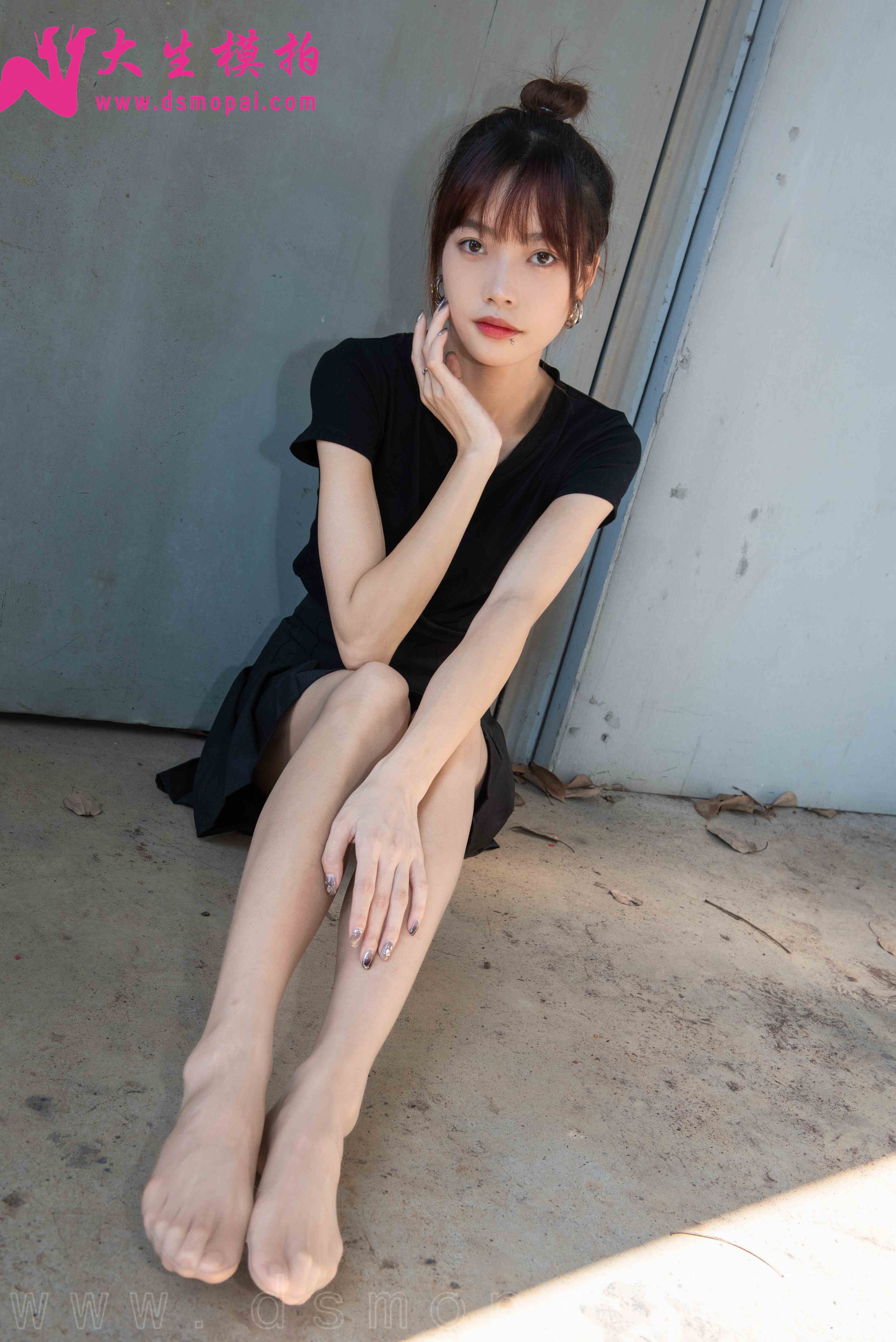 China Beauty Legs and feet 981