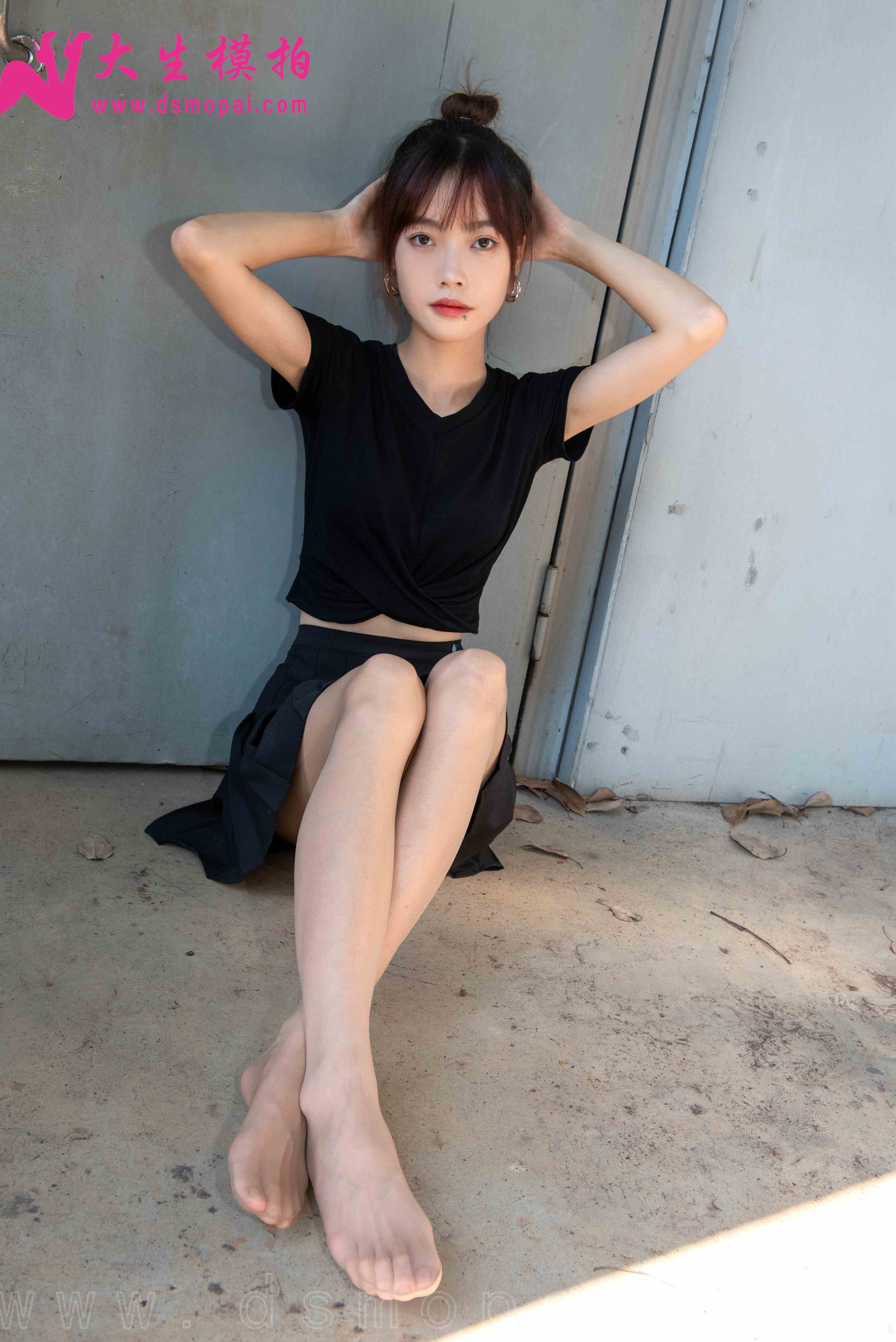 China Beauty Legs and feet 981