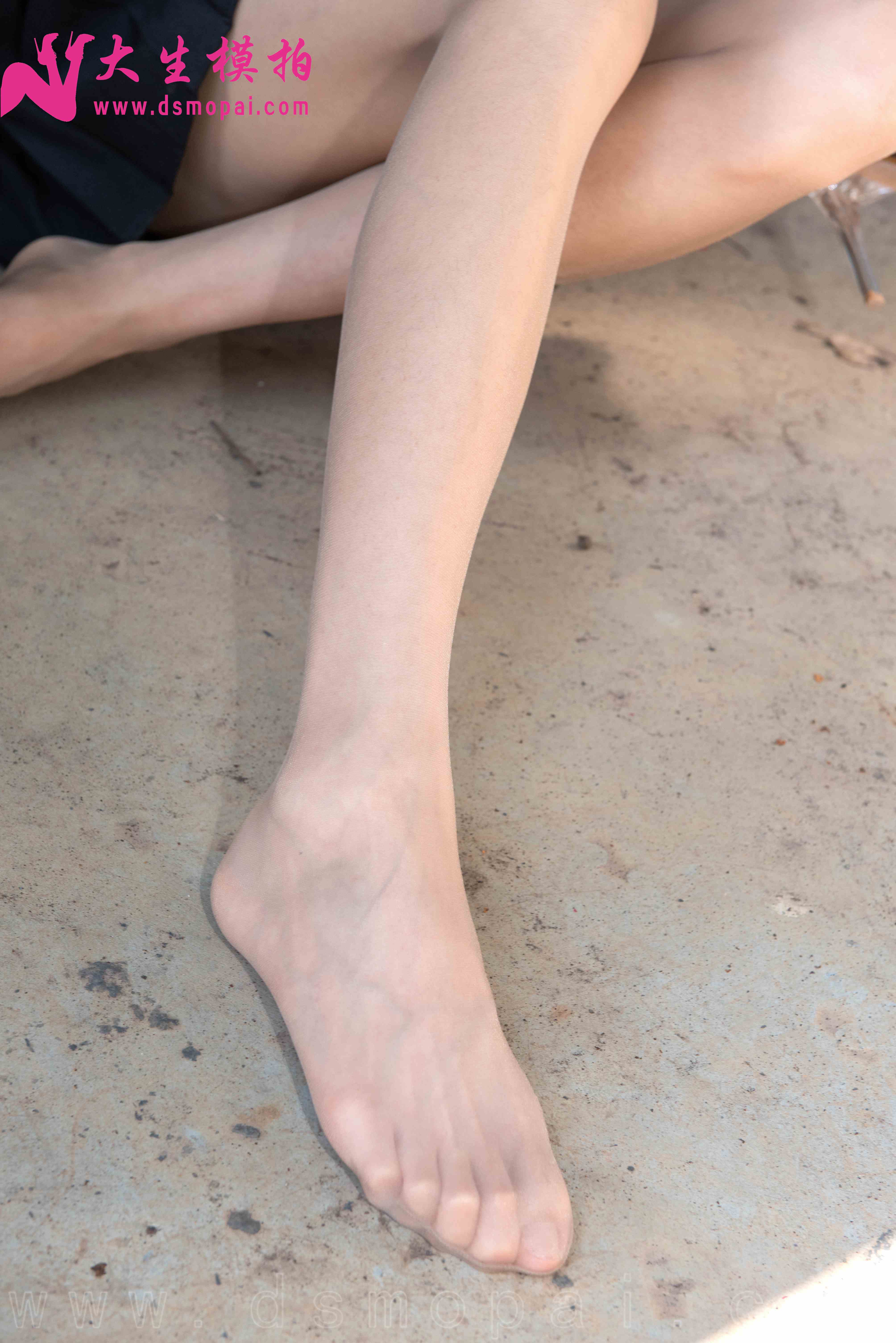 China Beauty Legs and feet 981