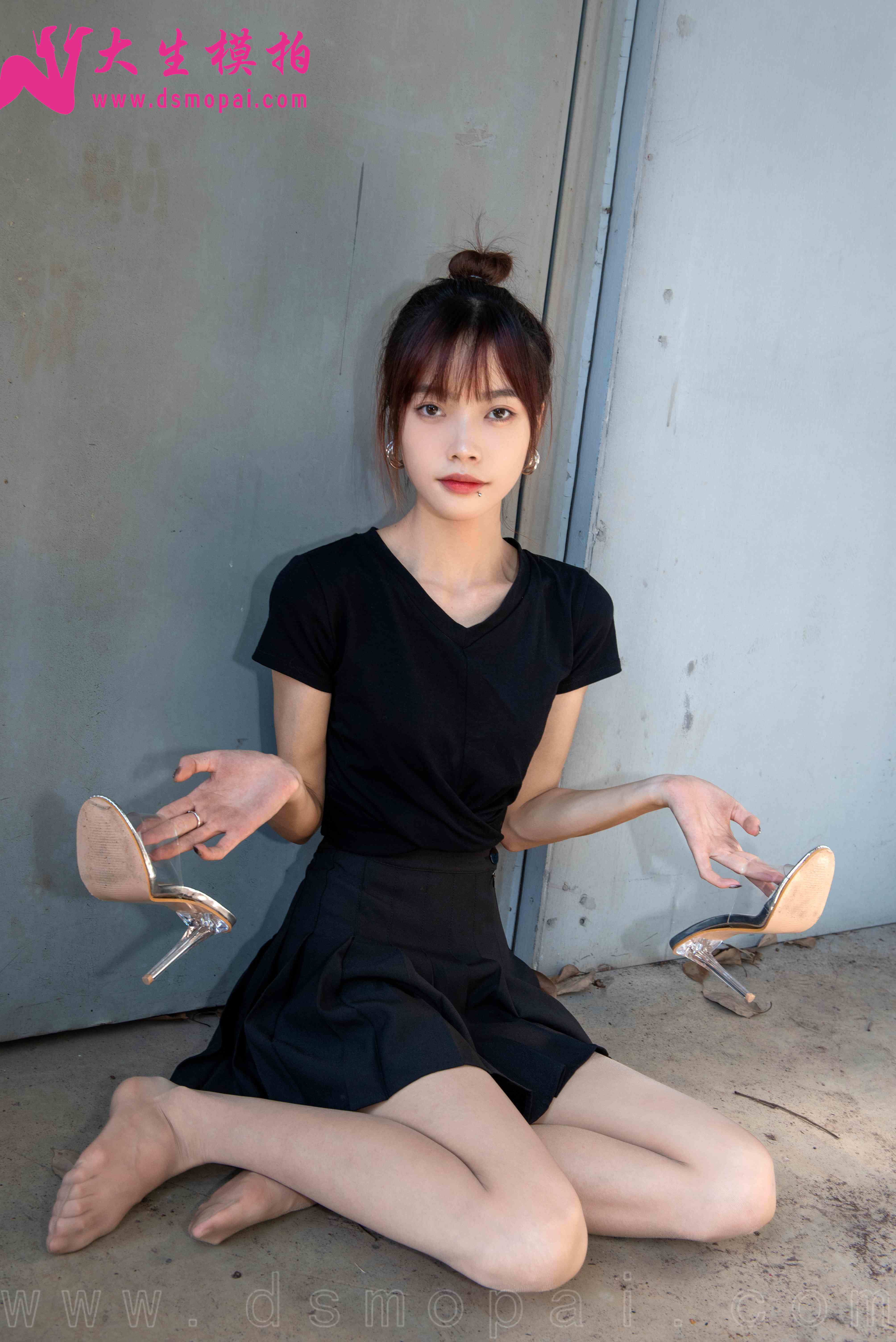 China Beauty Legs and feet 981