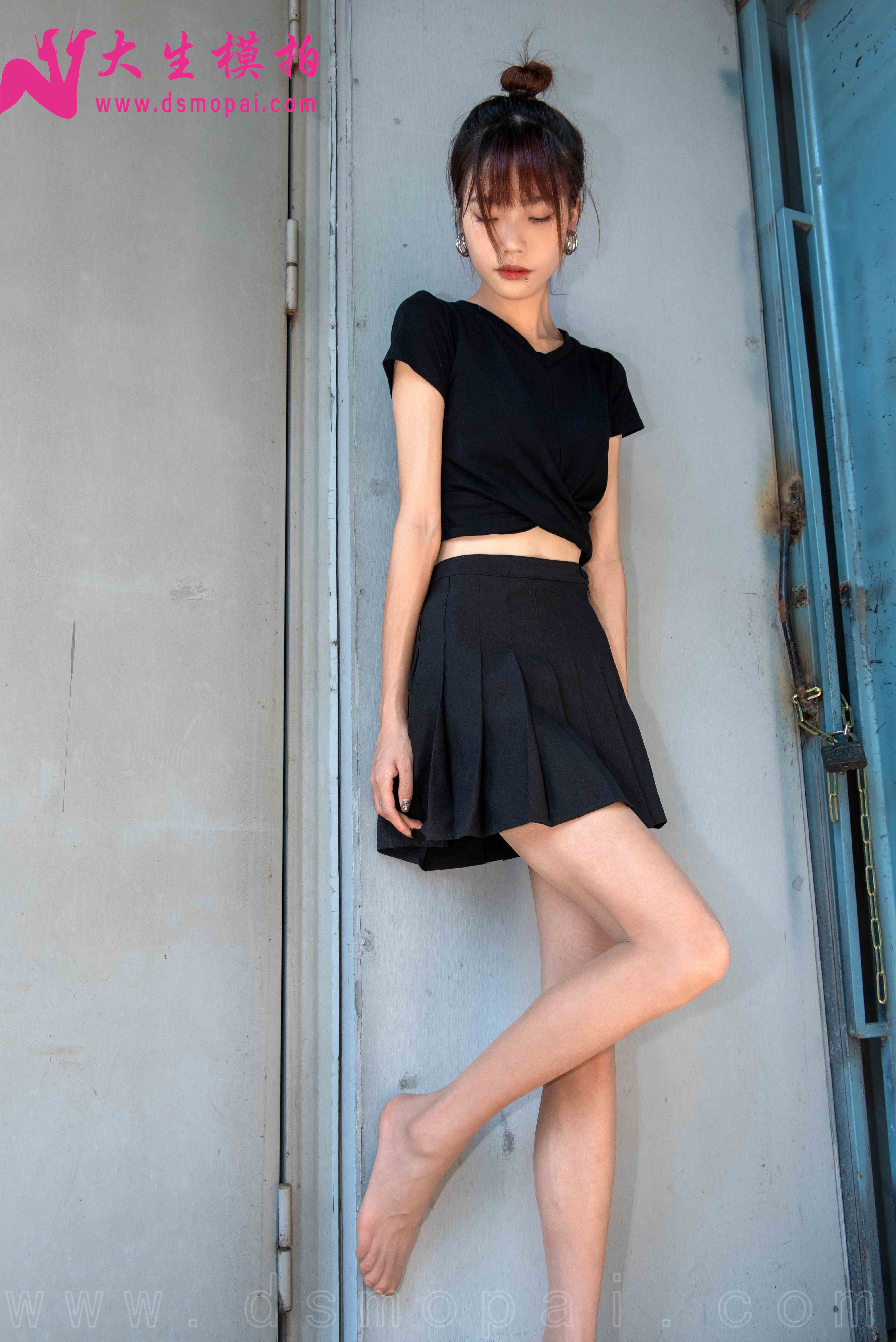 China Beauty Legs and feet 981