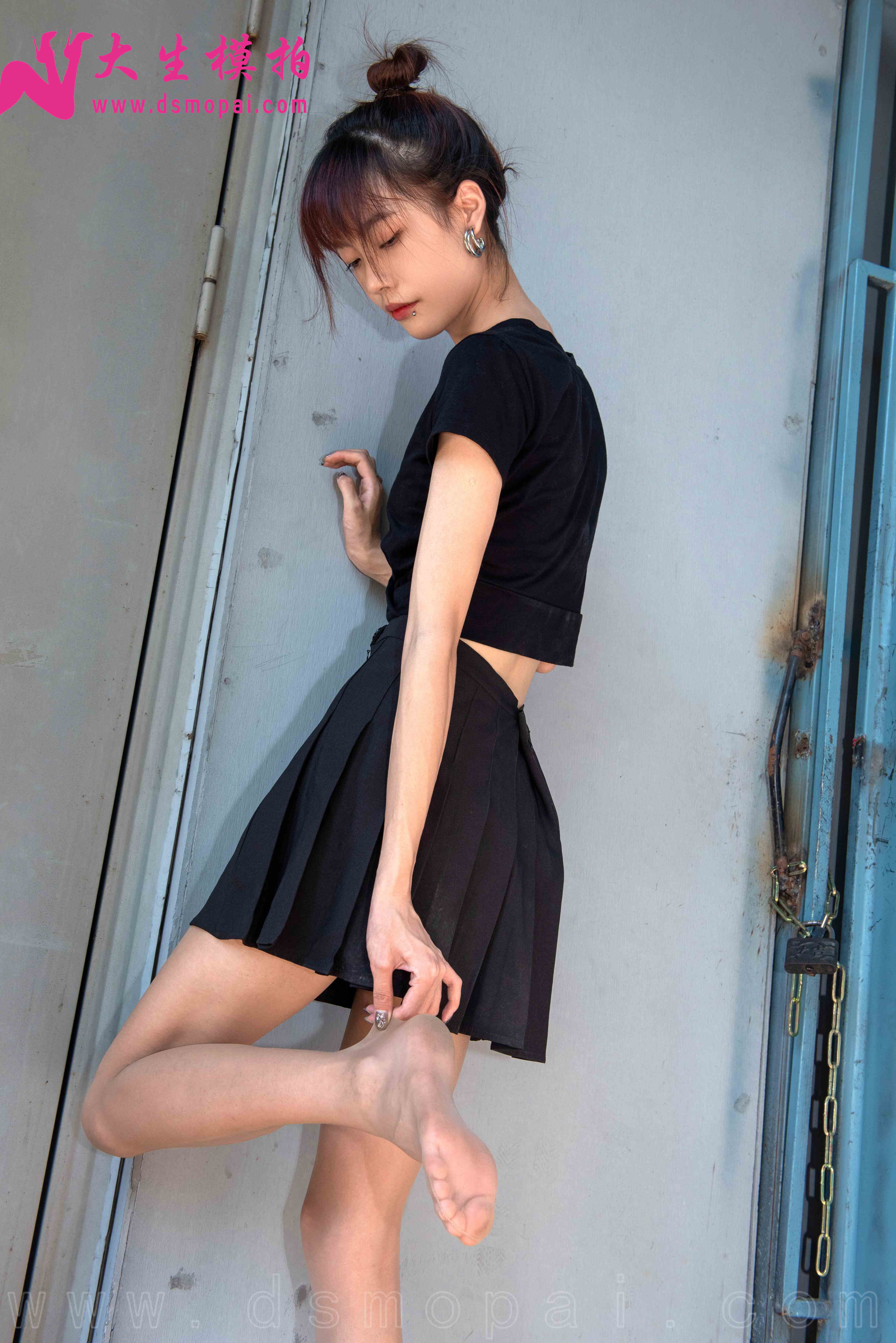 China Beauty Legs and feet 981