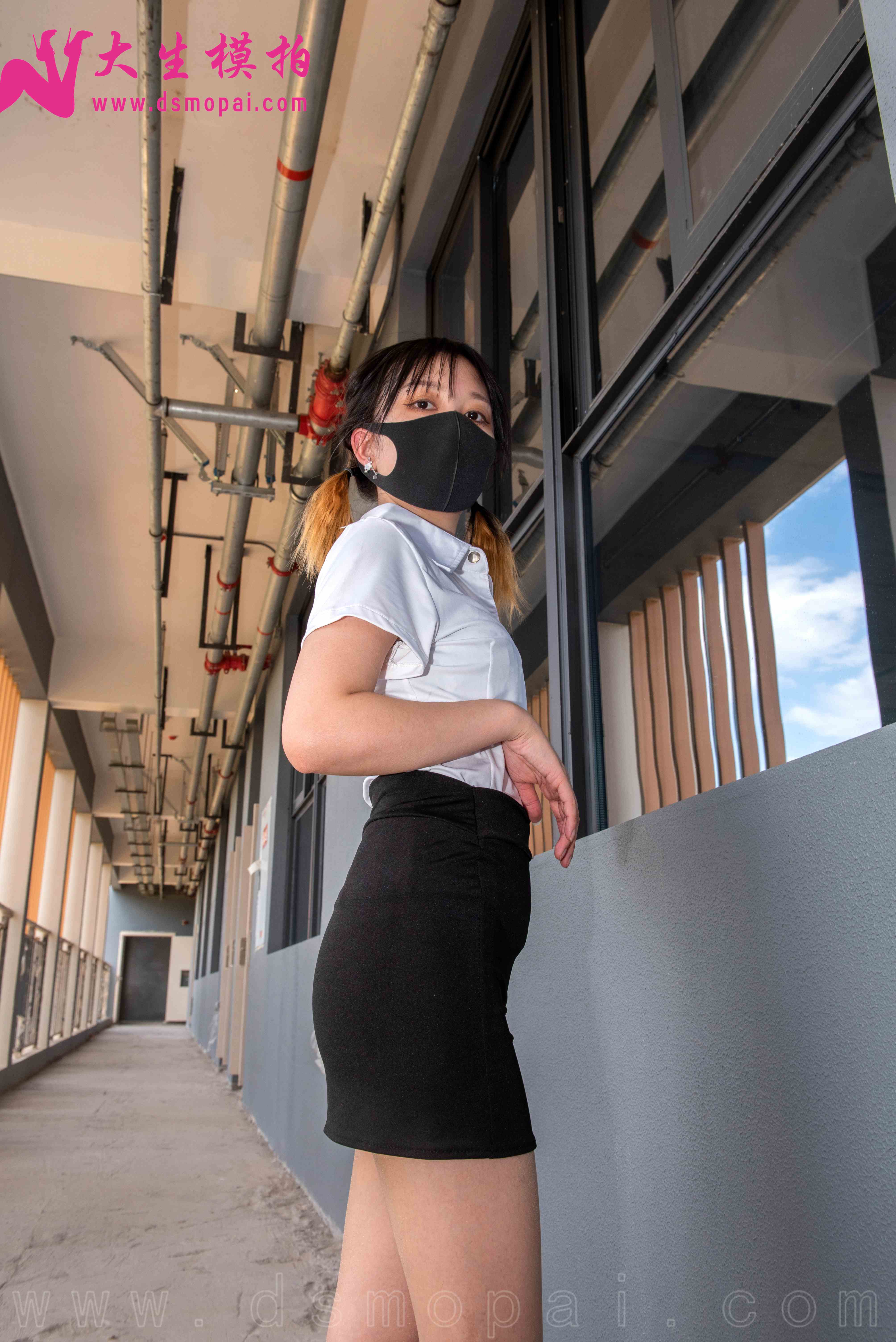 China Beauty Legs and feet 982