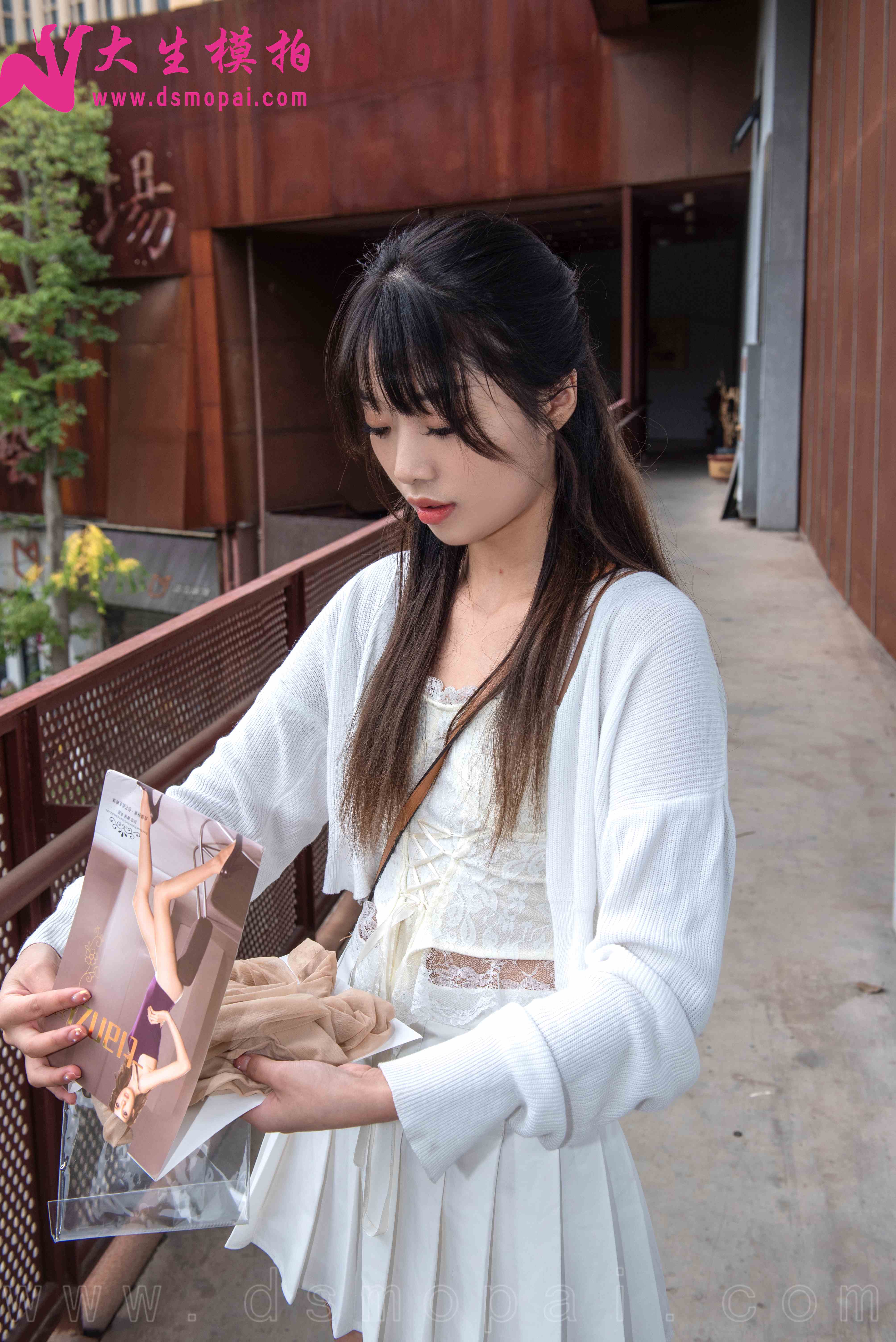 China Beauty Legs and feet 983