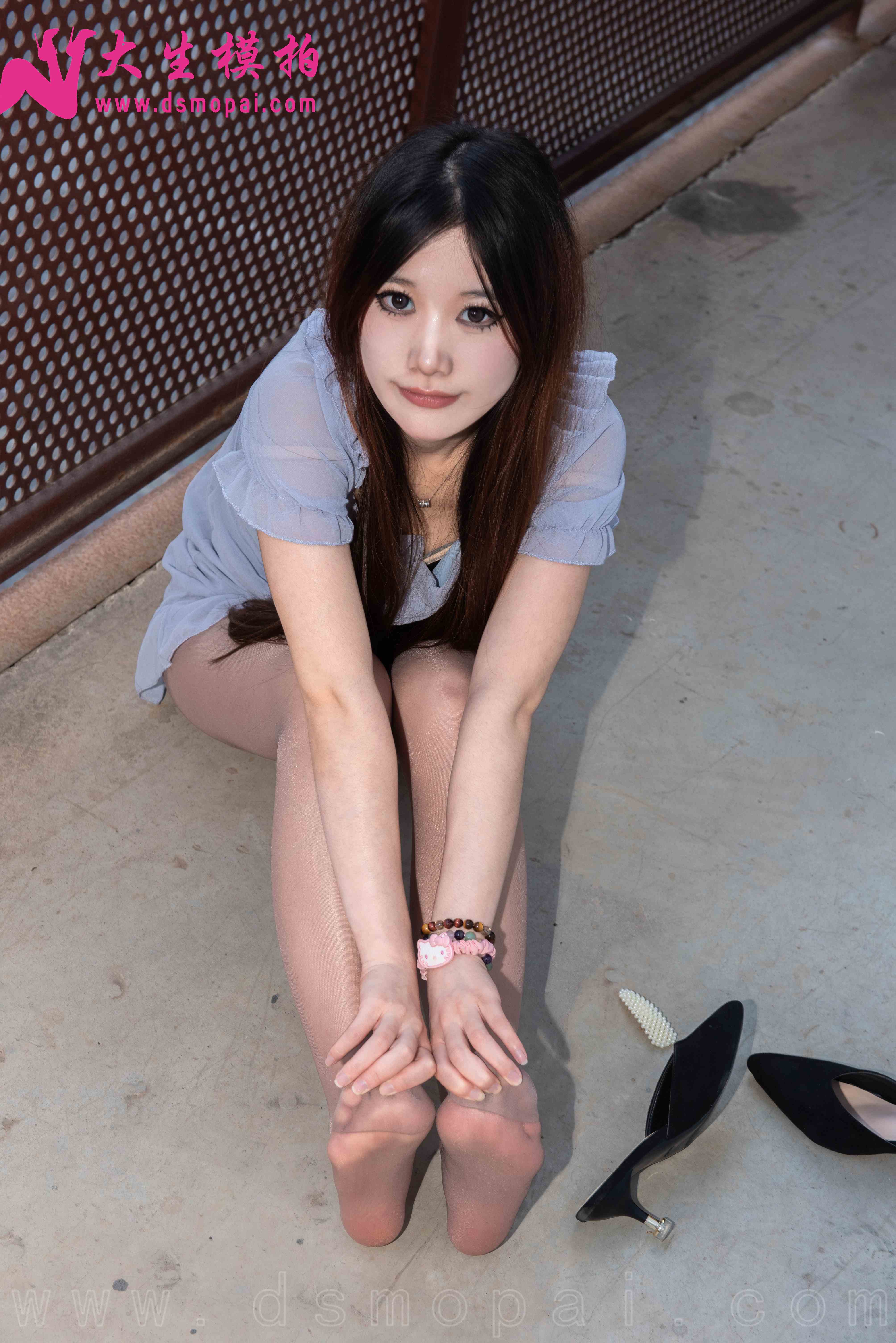 China Beauty Legs and feet 984