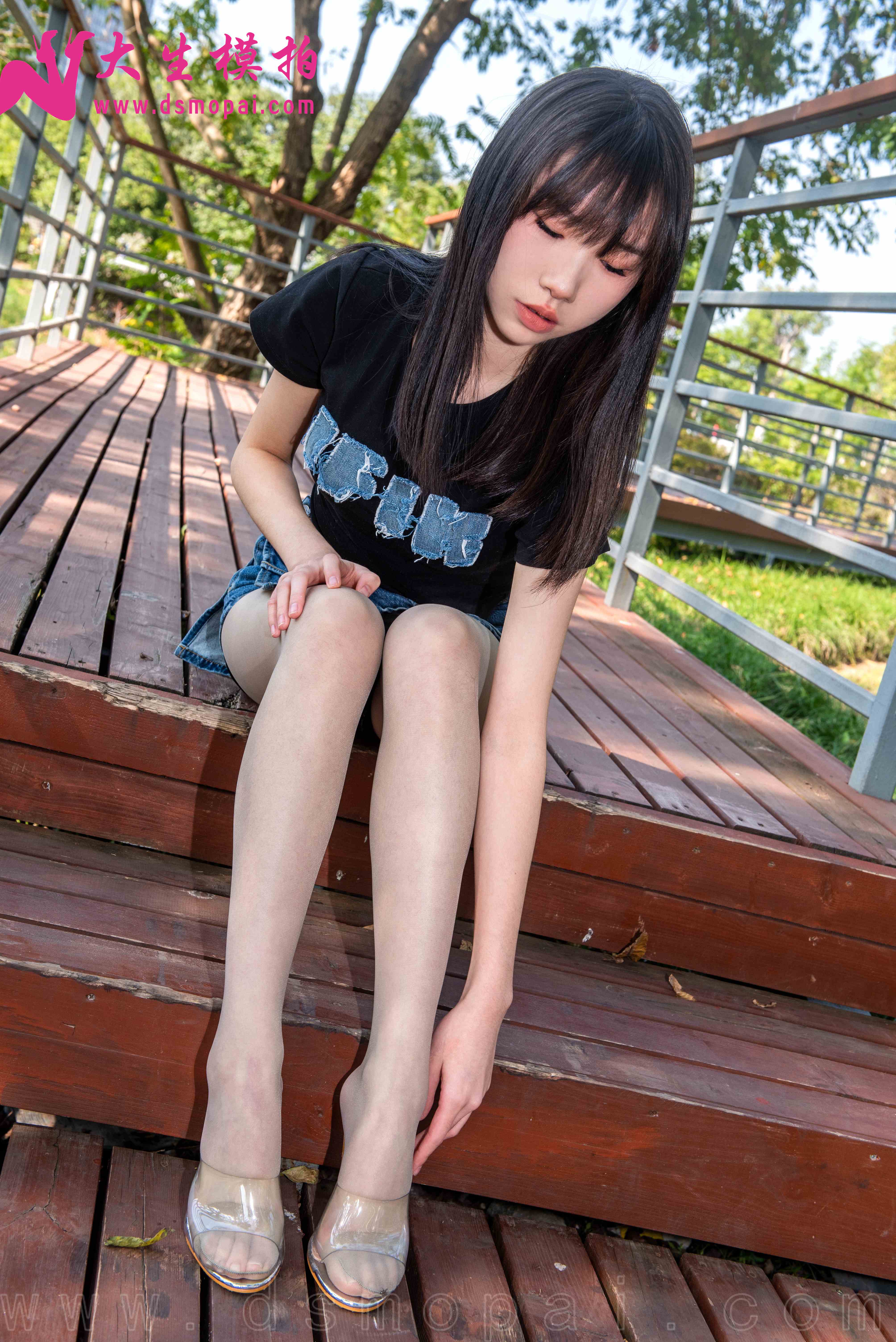 China Beauty Legs and feet 985