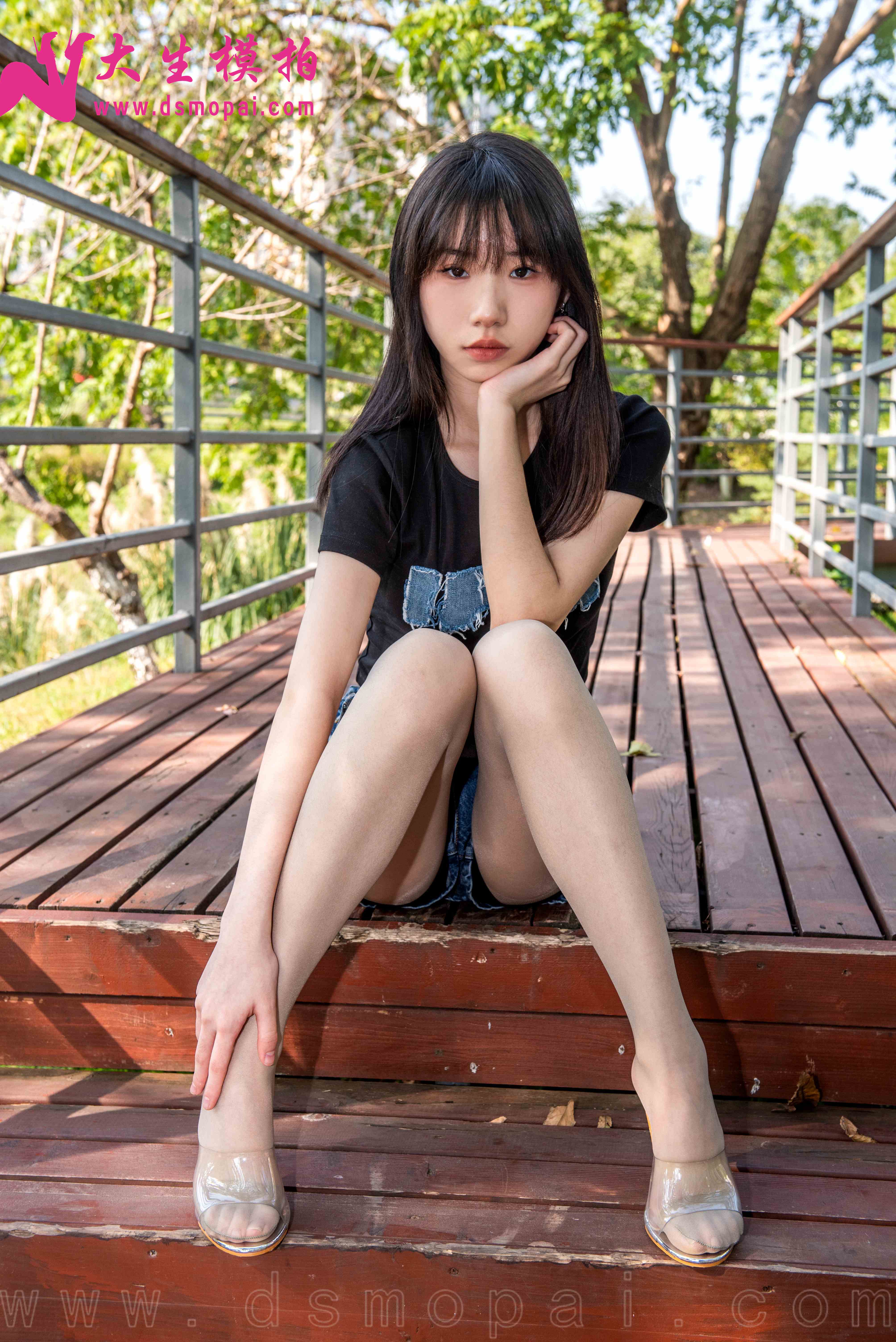 China Beauty Legs and feet 985