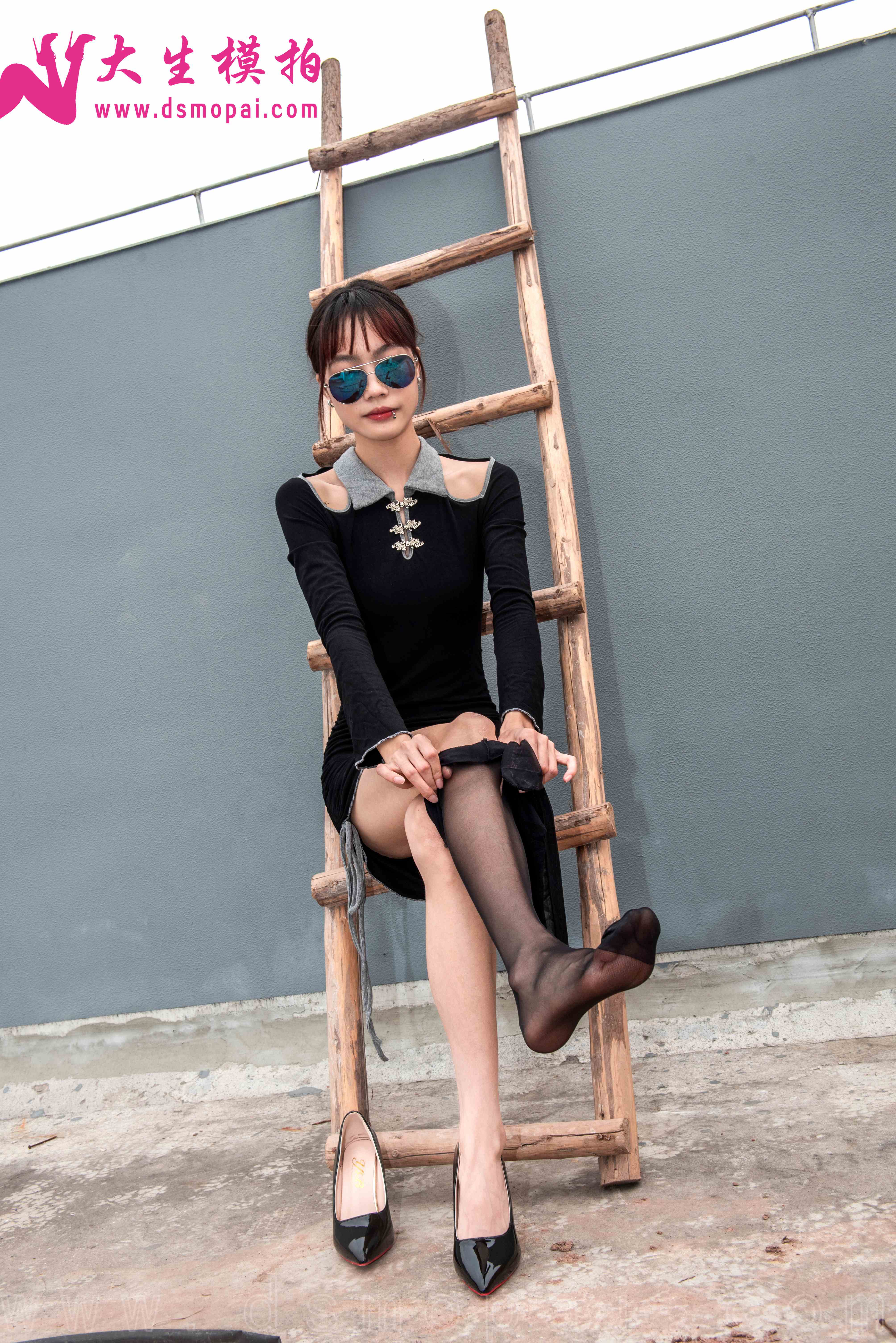 China Beauty Legs and feet 986