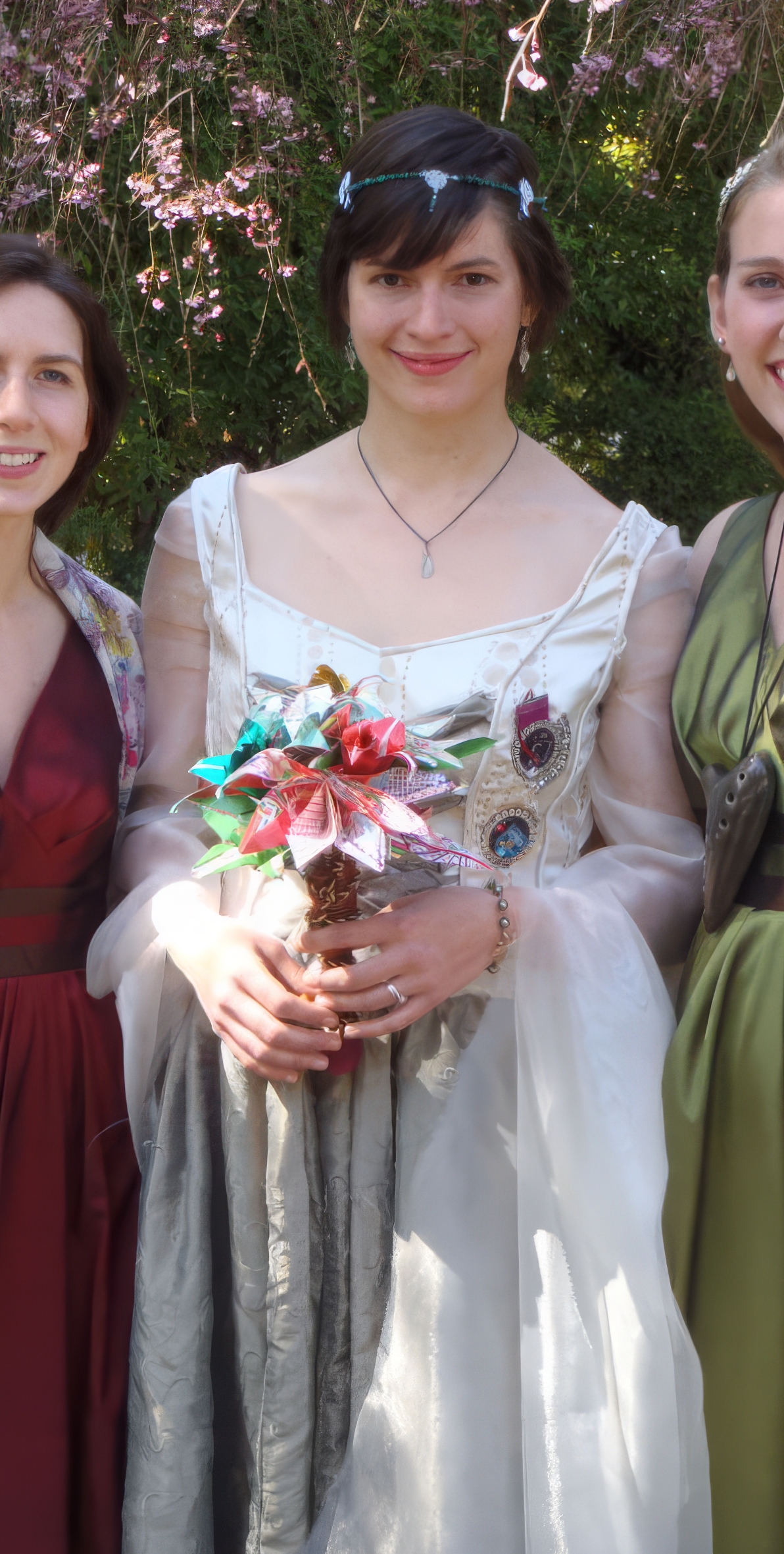 Cute slut Valkyrie naked public