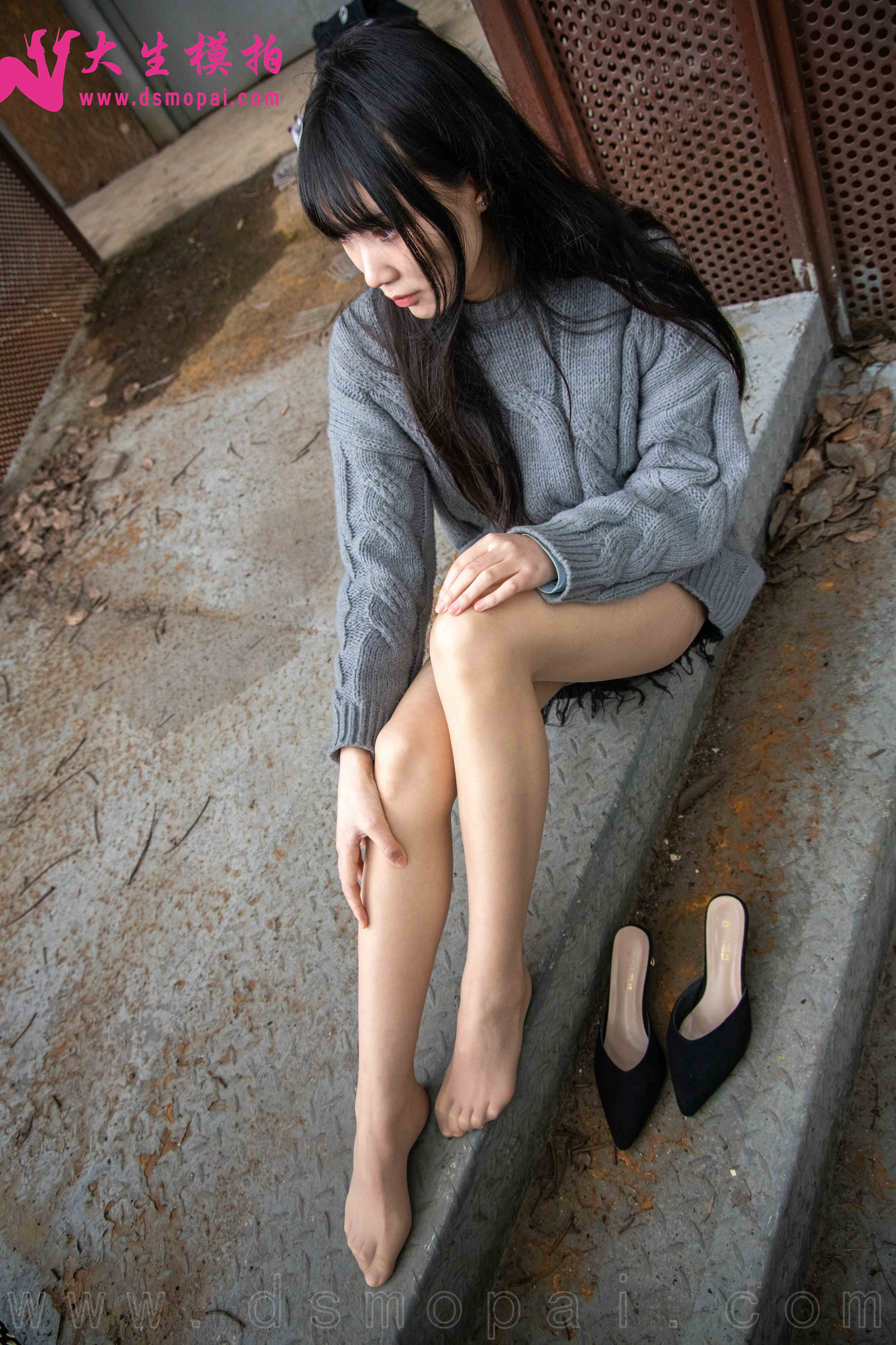 China Beauty Legs and feet 991