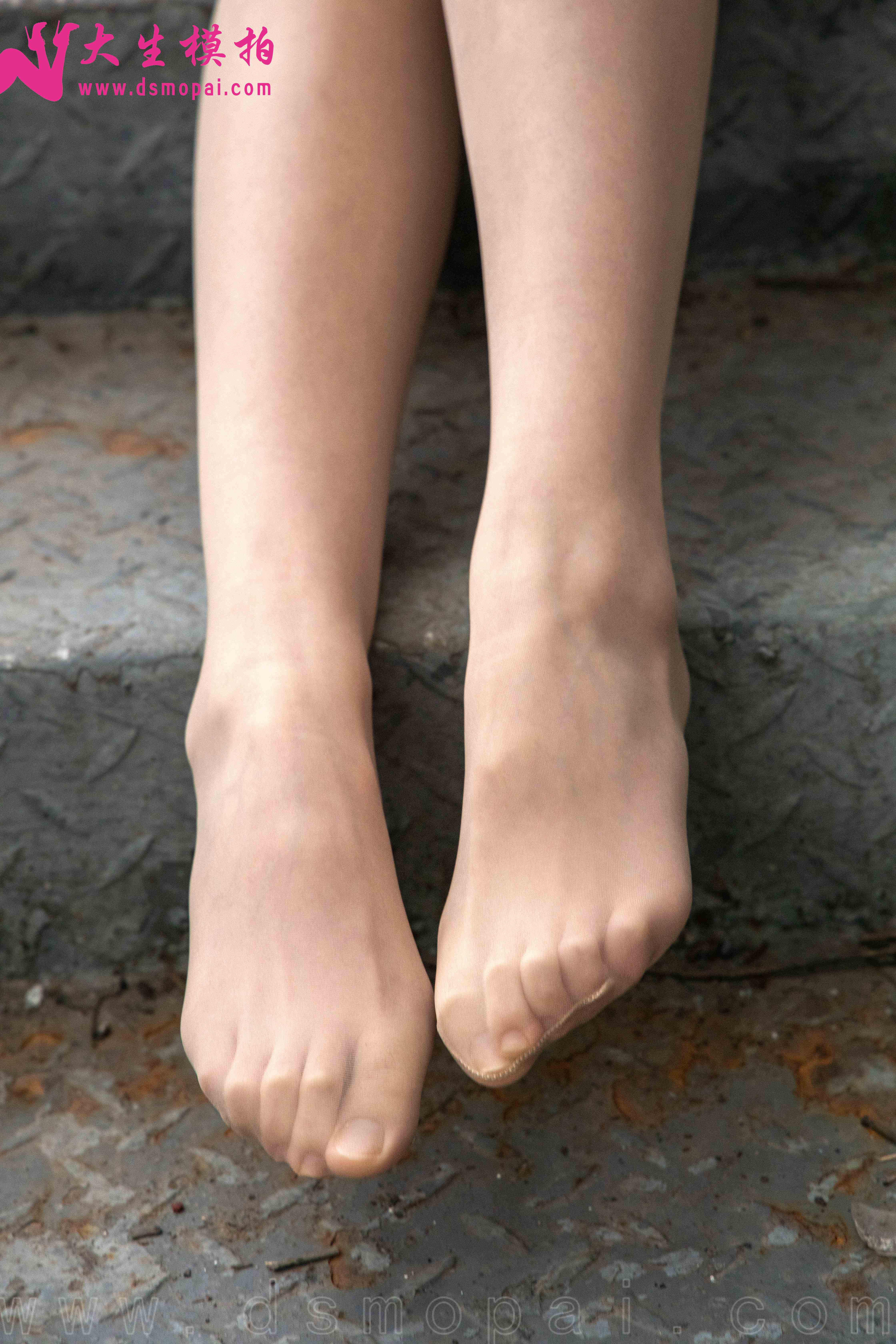 China Beauty Legs and feet 991