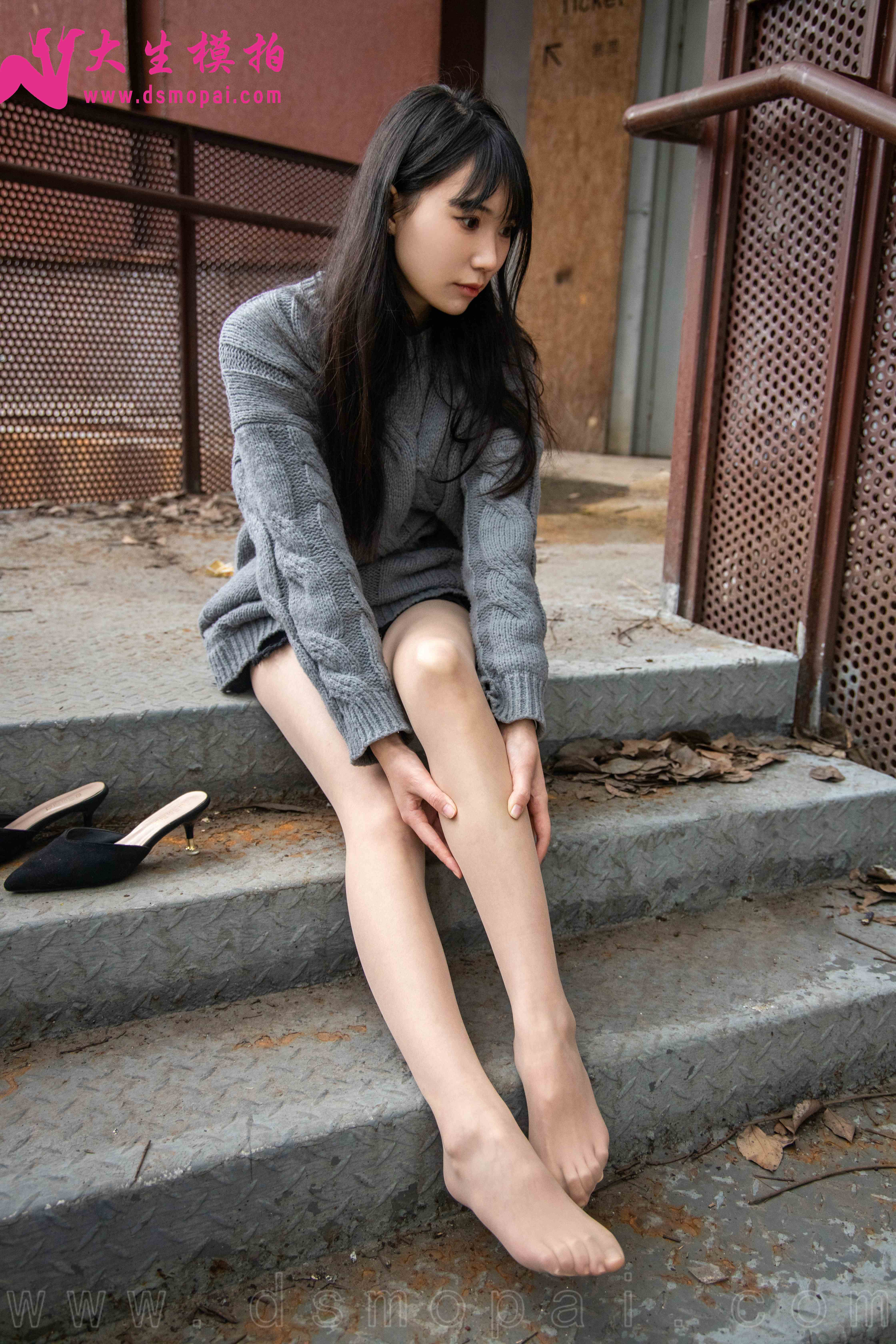 China Beauty Legs and feet 991