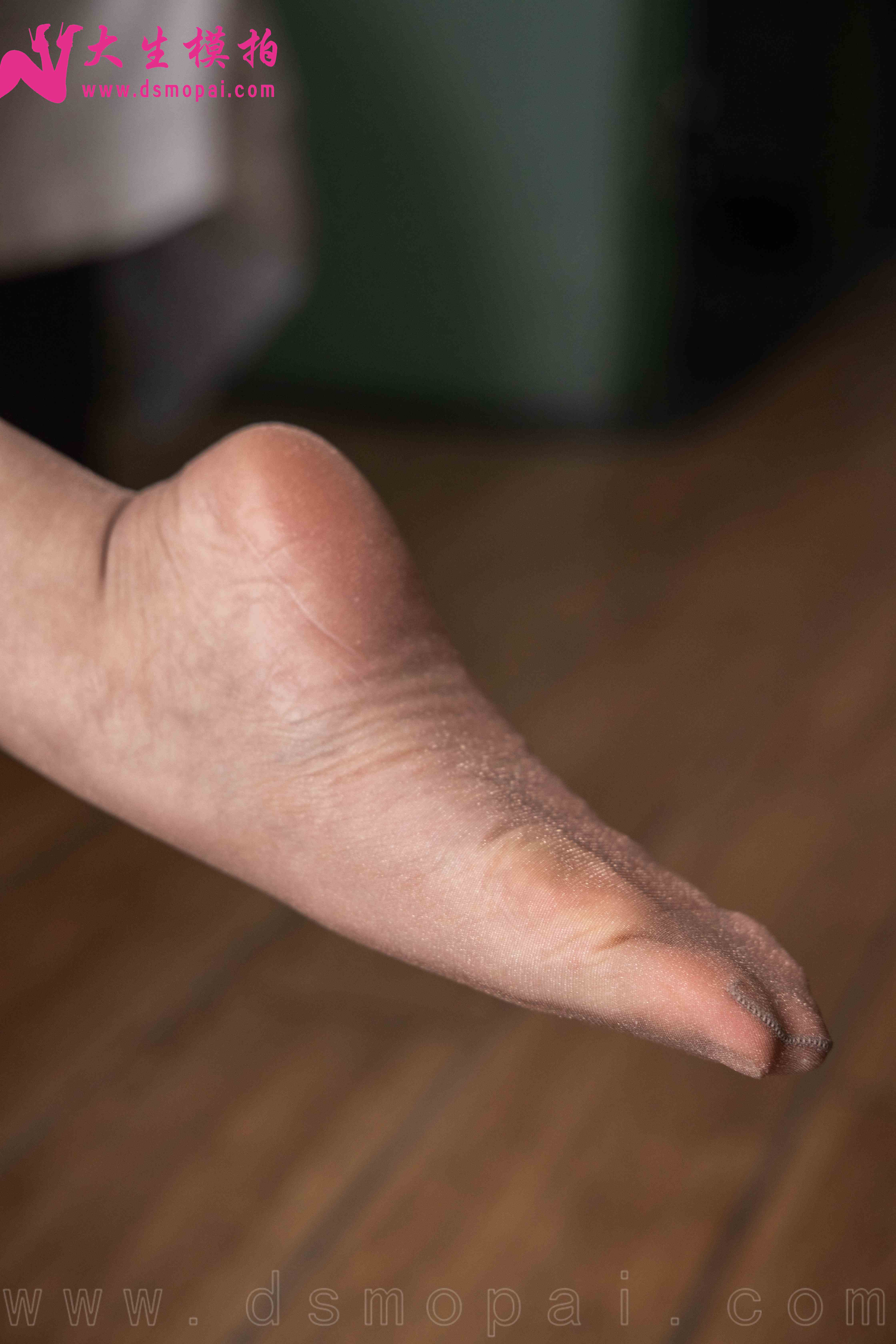 China Beauty Legs and feet 992